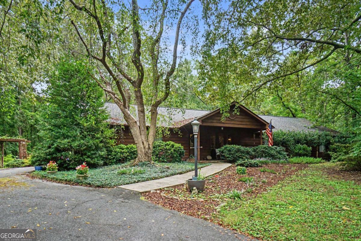25 Woodall Road Se Property Photo 1