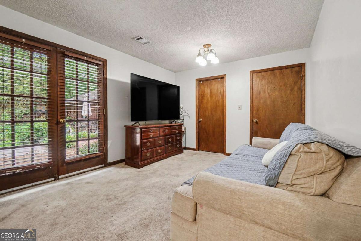 25 Woodall Road Se Property Photo 18