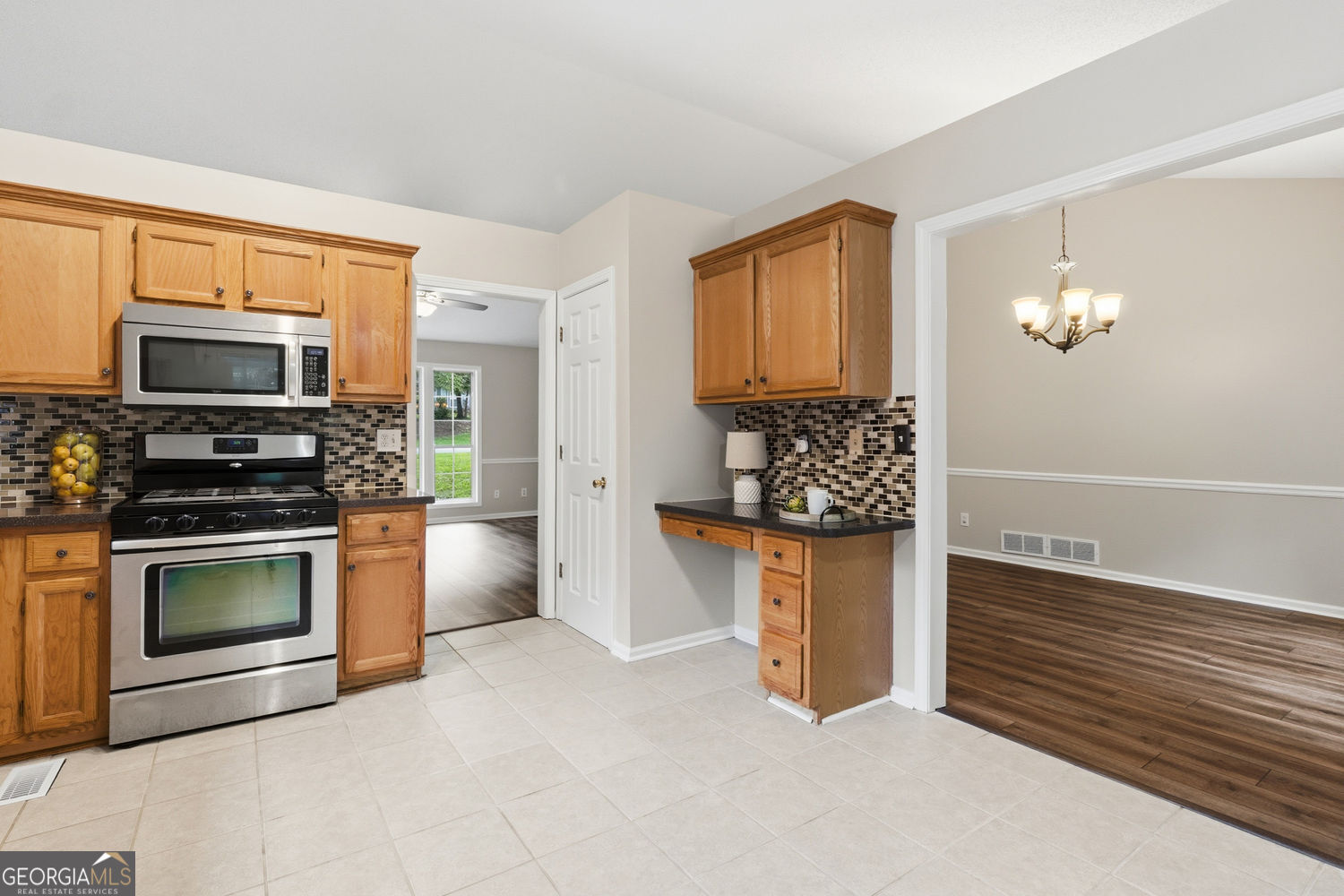 13 Finch Court Se Property Photo 11