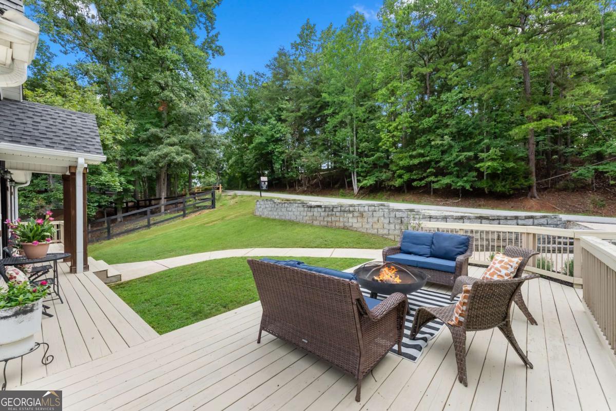 3448 Point View Circle Property Photo 7