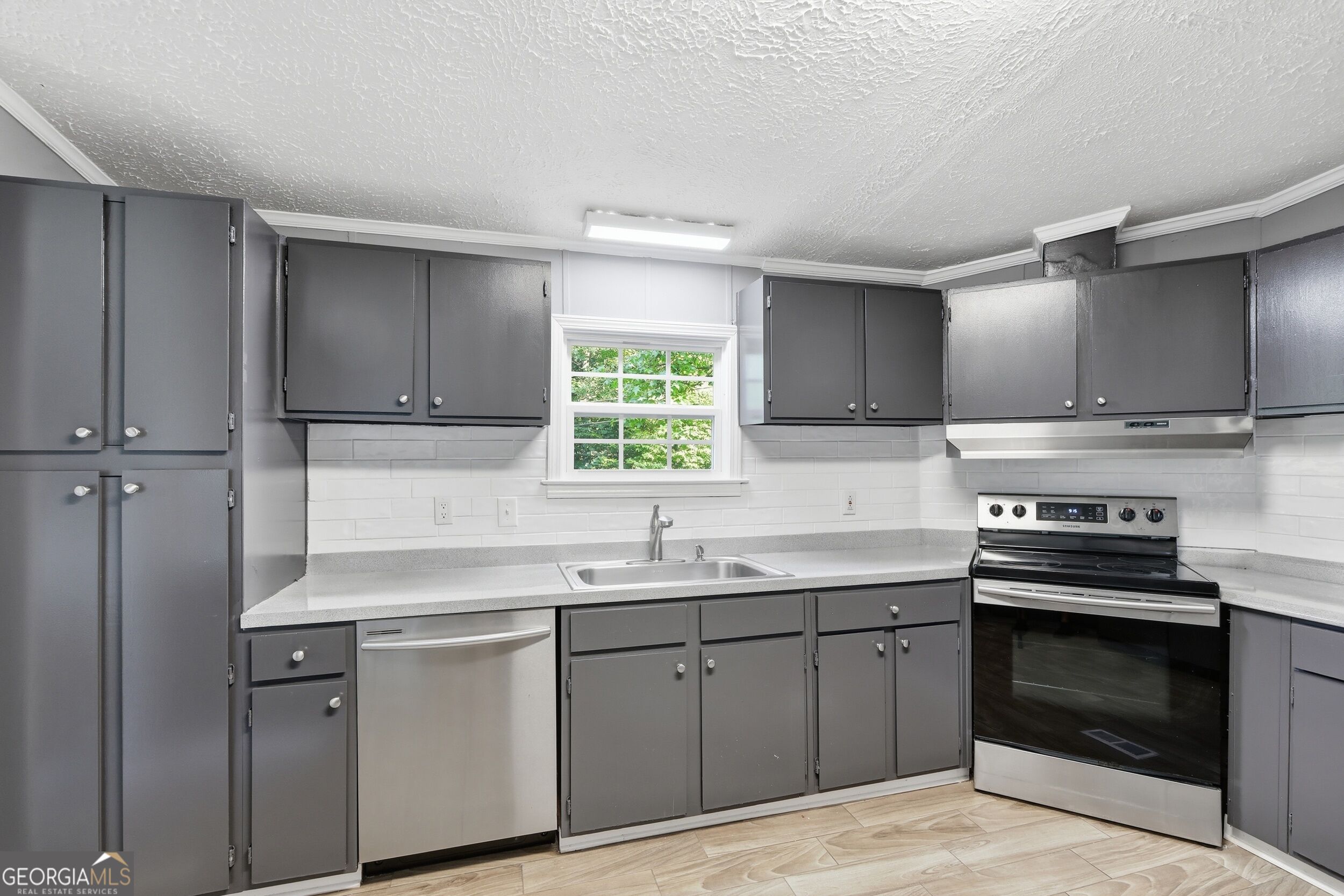 3787 Mize Road Property Photo 12