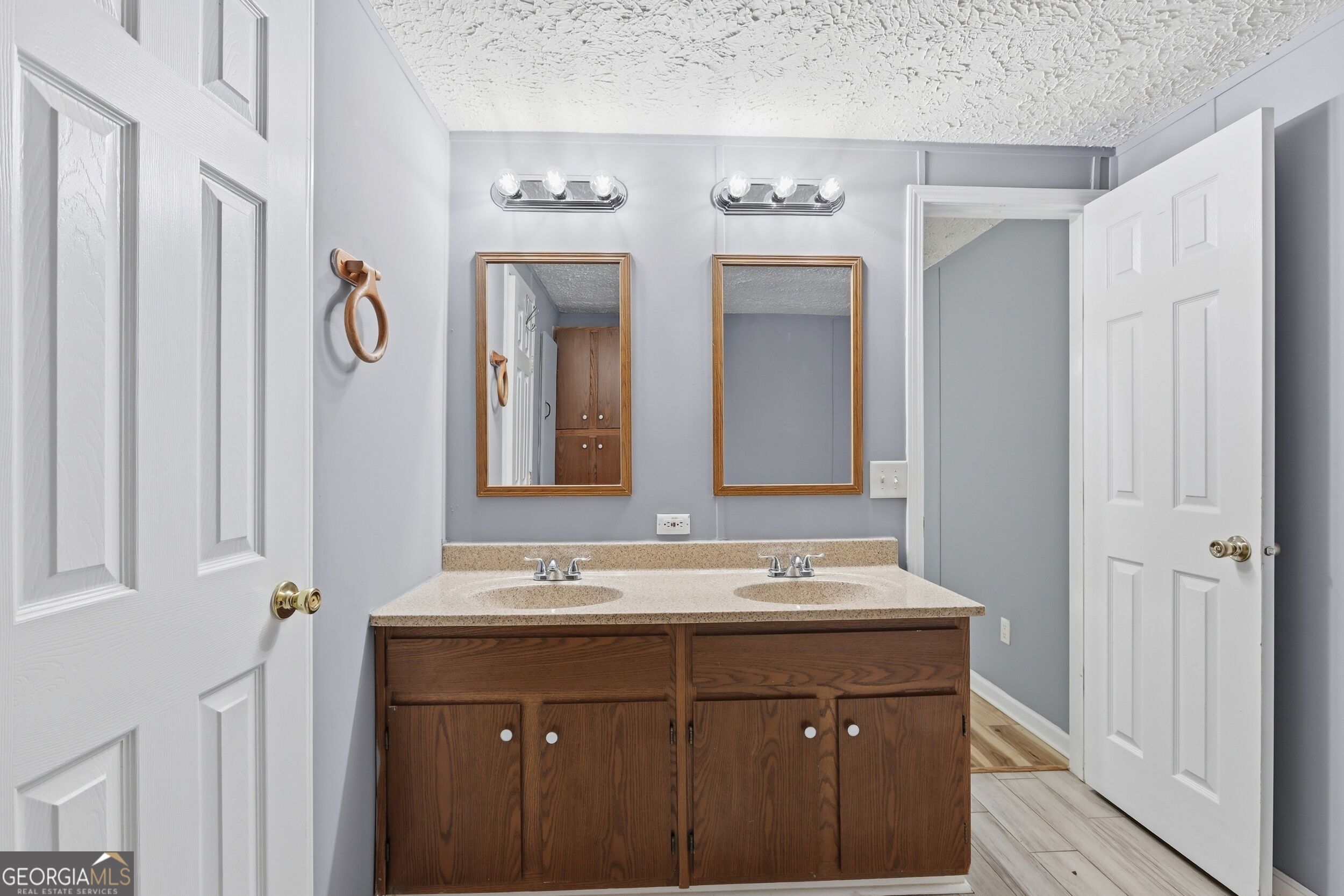 3787 Mize Road Property Photo 23