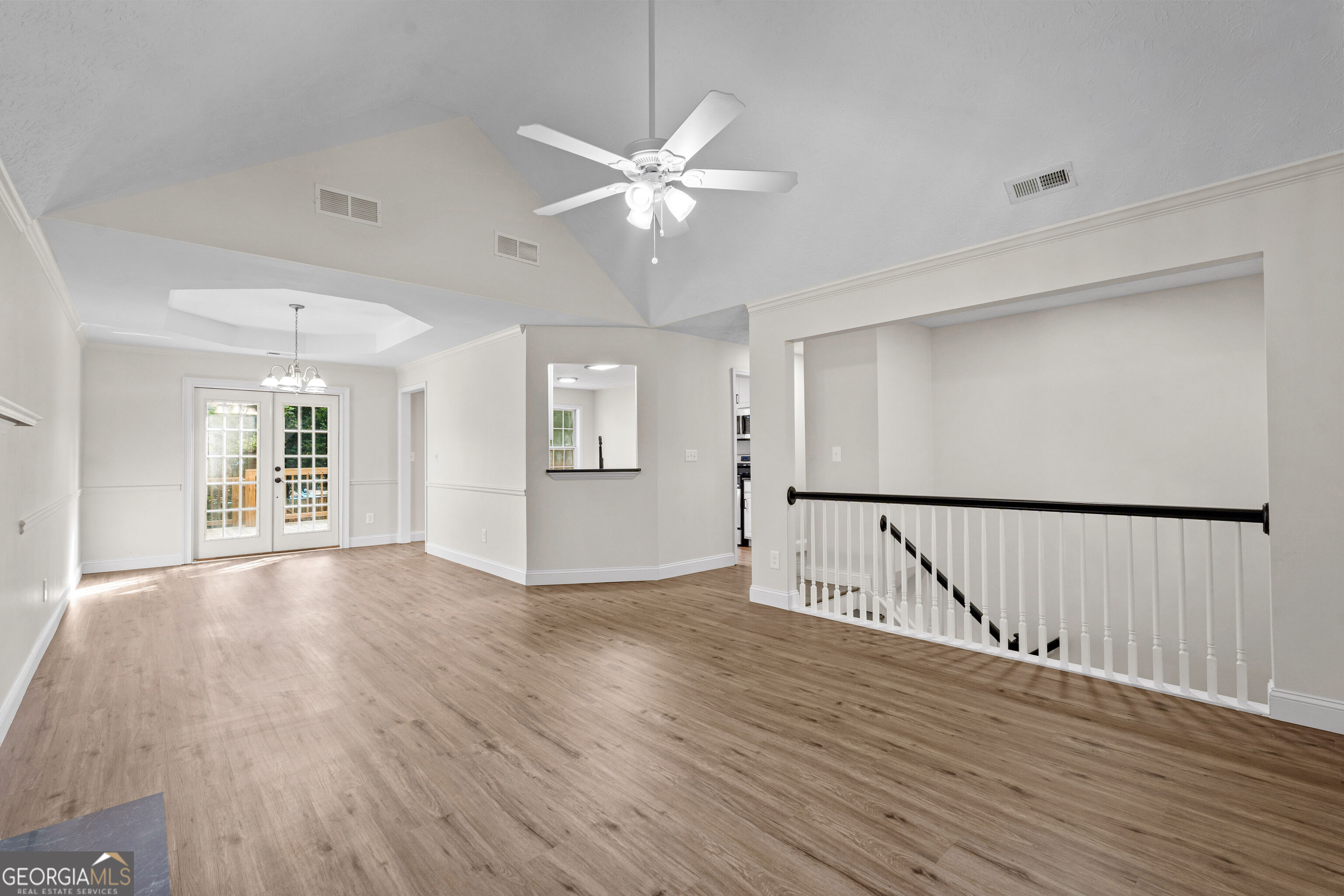 120 Woodstream Drive Property Photo 10
