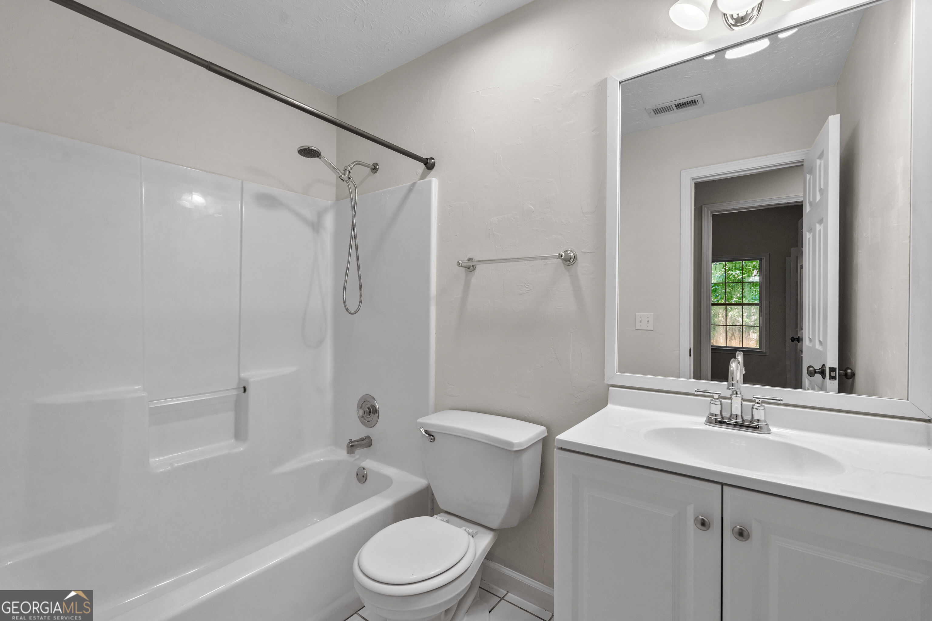 120 Woodstream Drive Property Photo 36