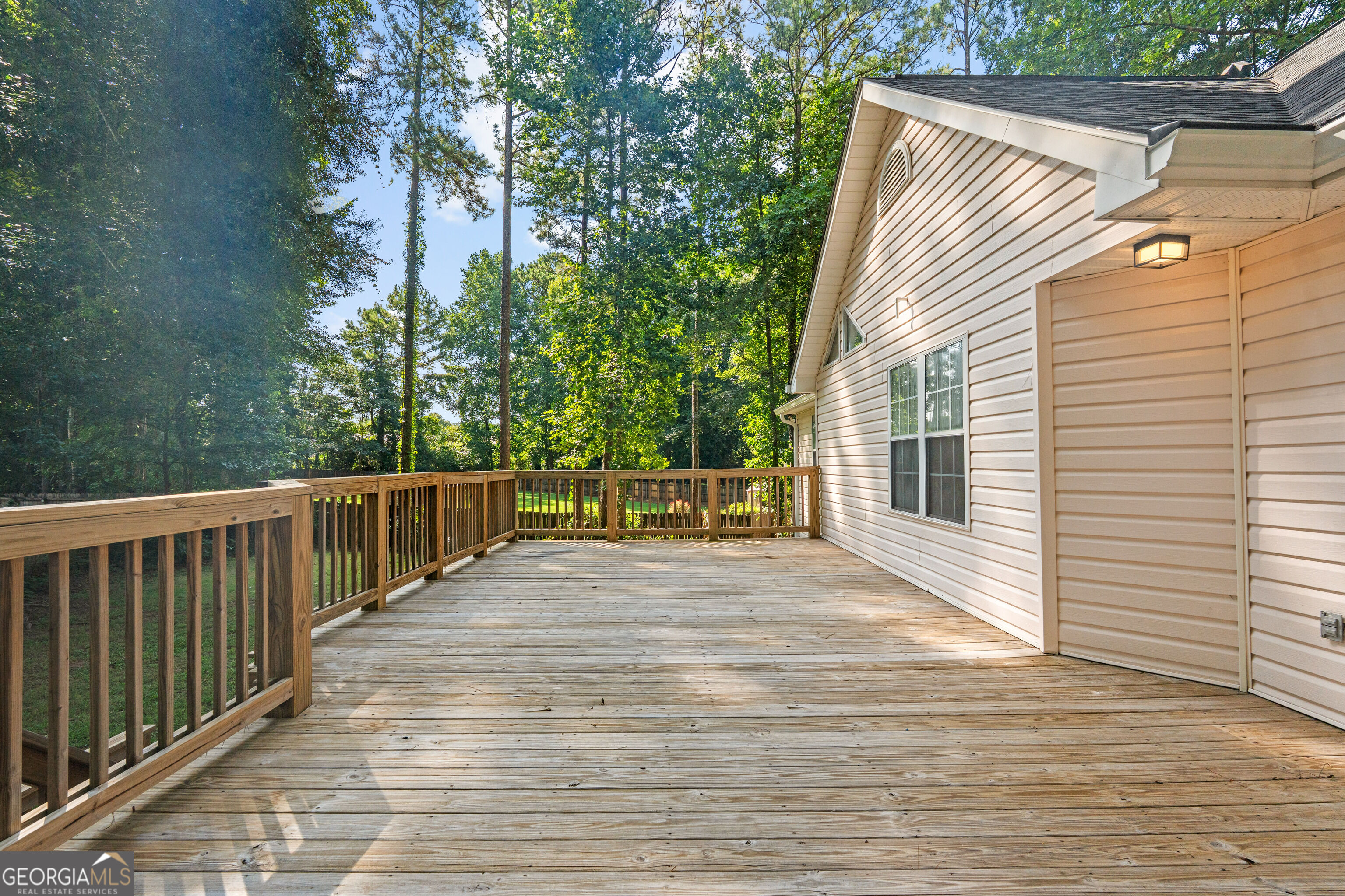 120 Woodstream Drive Property Photo 46