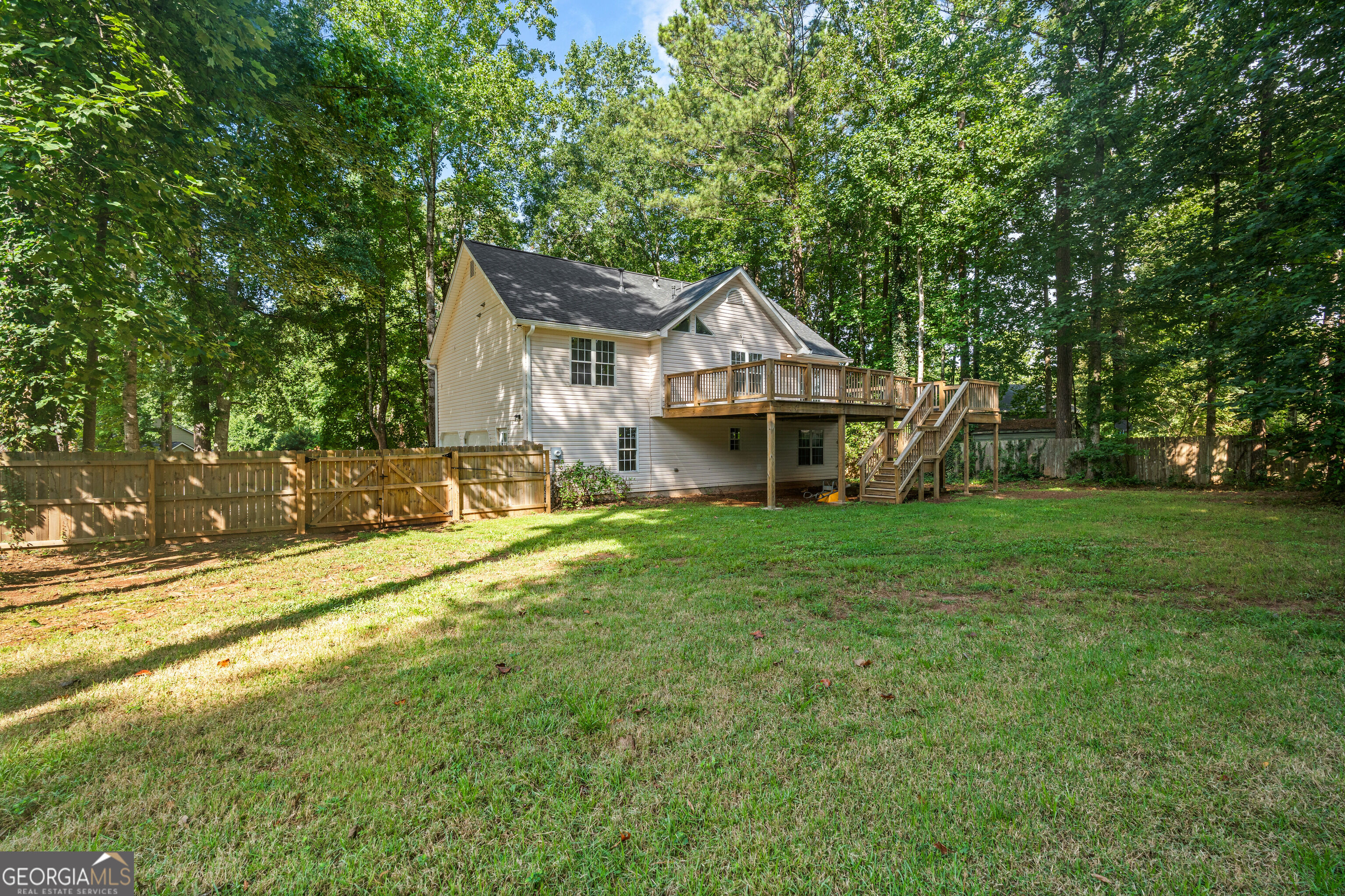 120 Woodstream Drive Property Photo 48