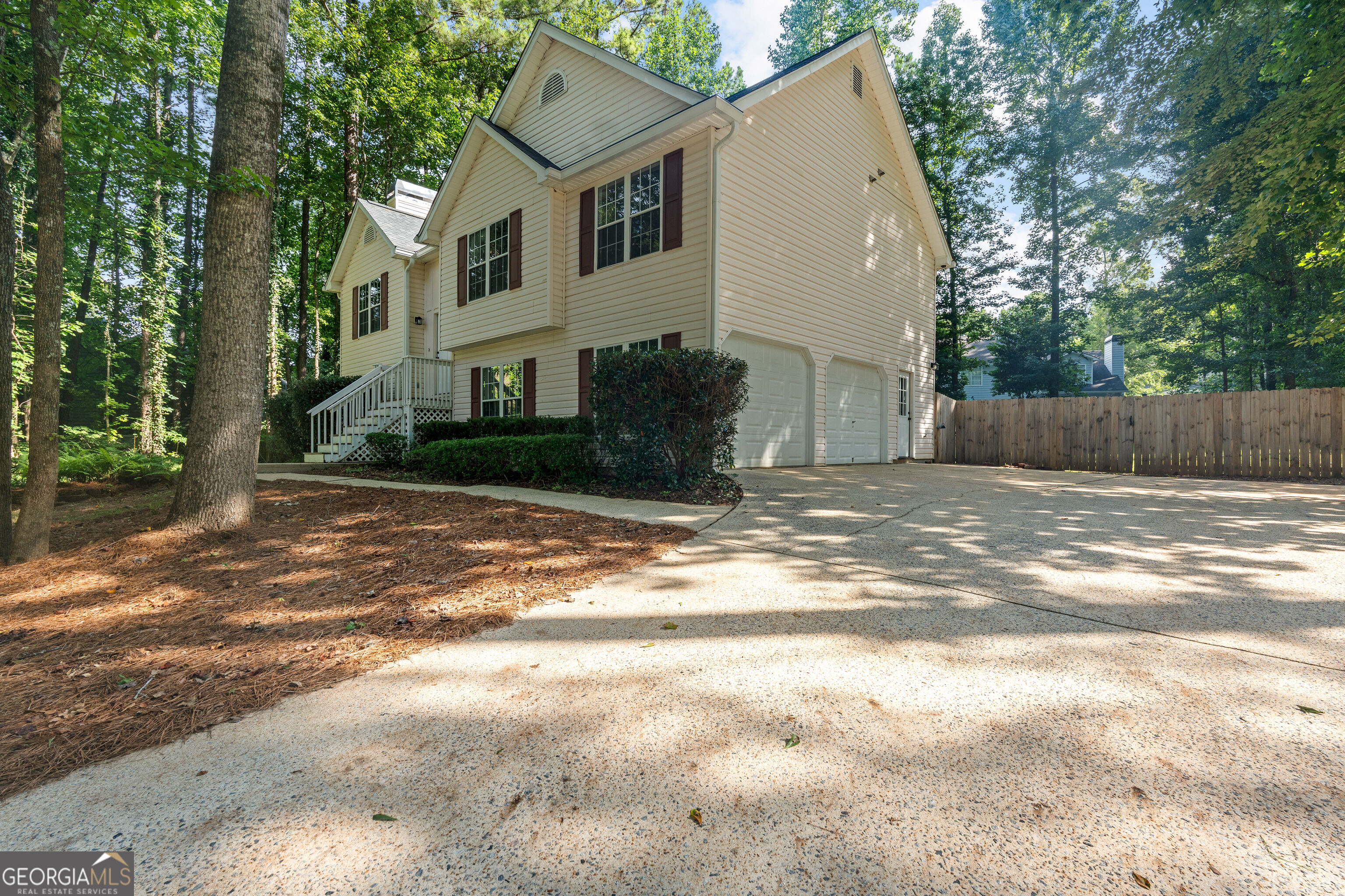 120 Woodstream Drive Property Photo 53