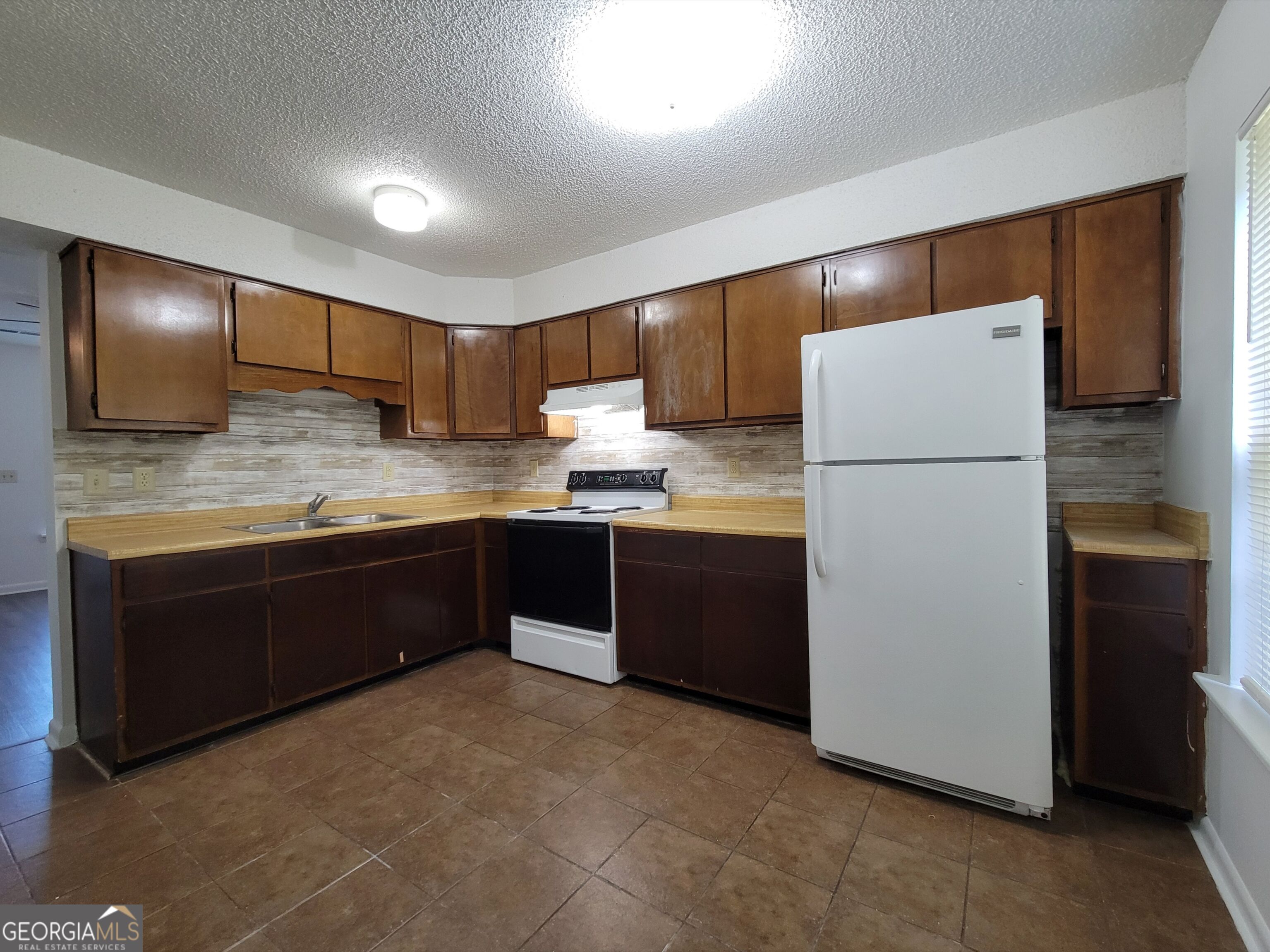 4570 Highway 53 # 10 Property Photo 5