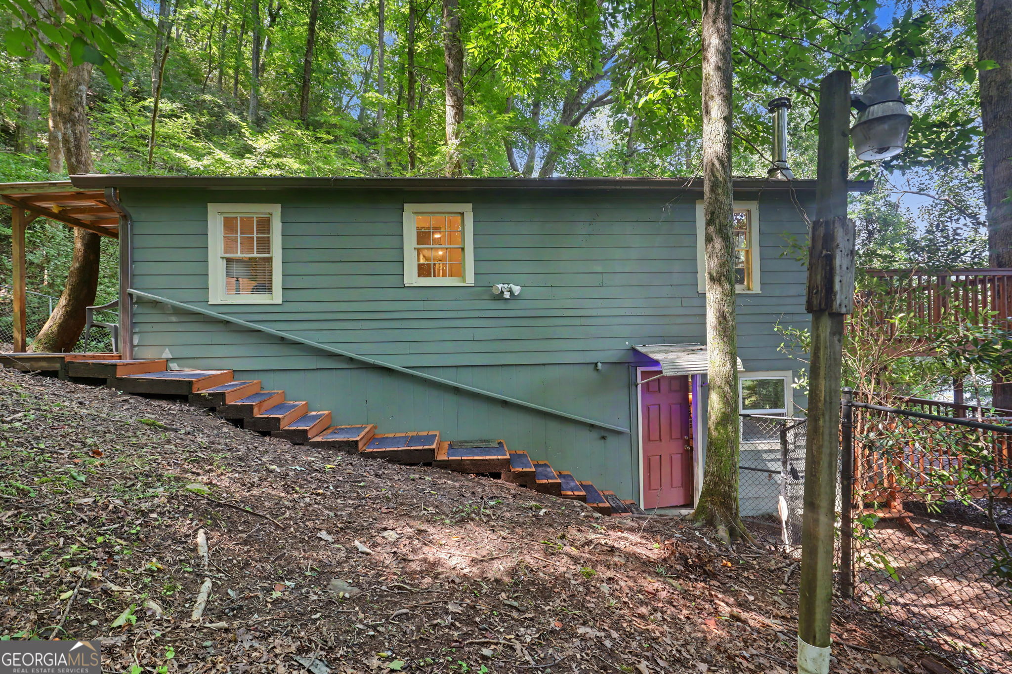 4273 Yonah Dam Road Property Photo 6