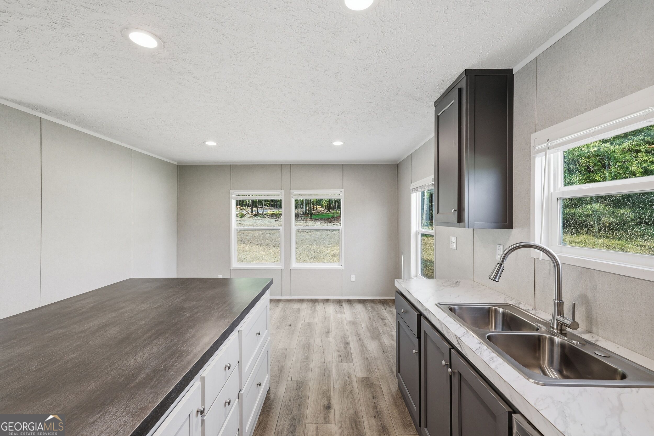 915 Smith Loop Road Property Photo 8
