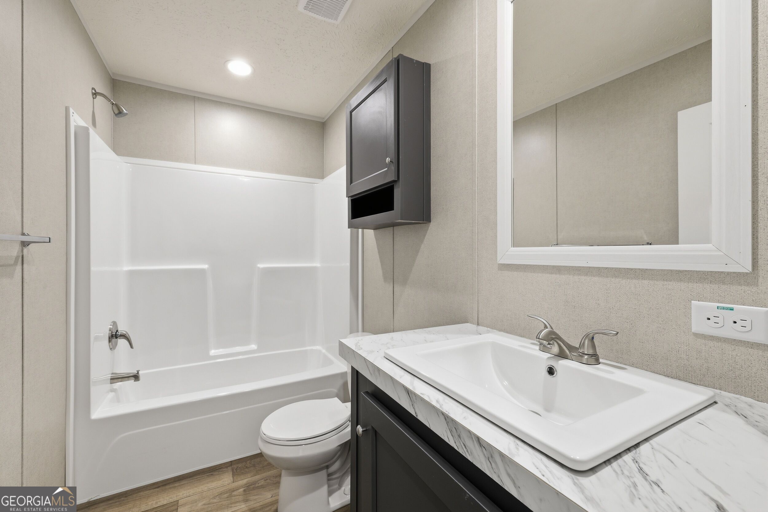 915 Smith Loop Road Property Photo 15