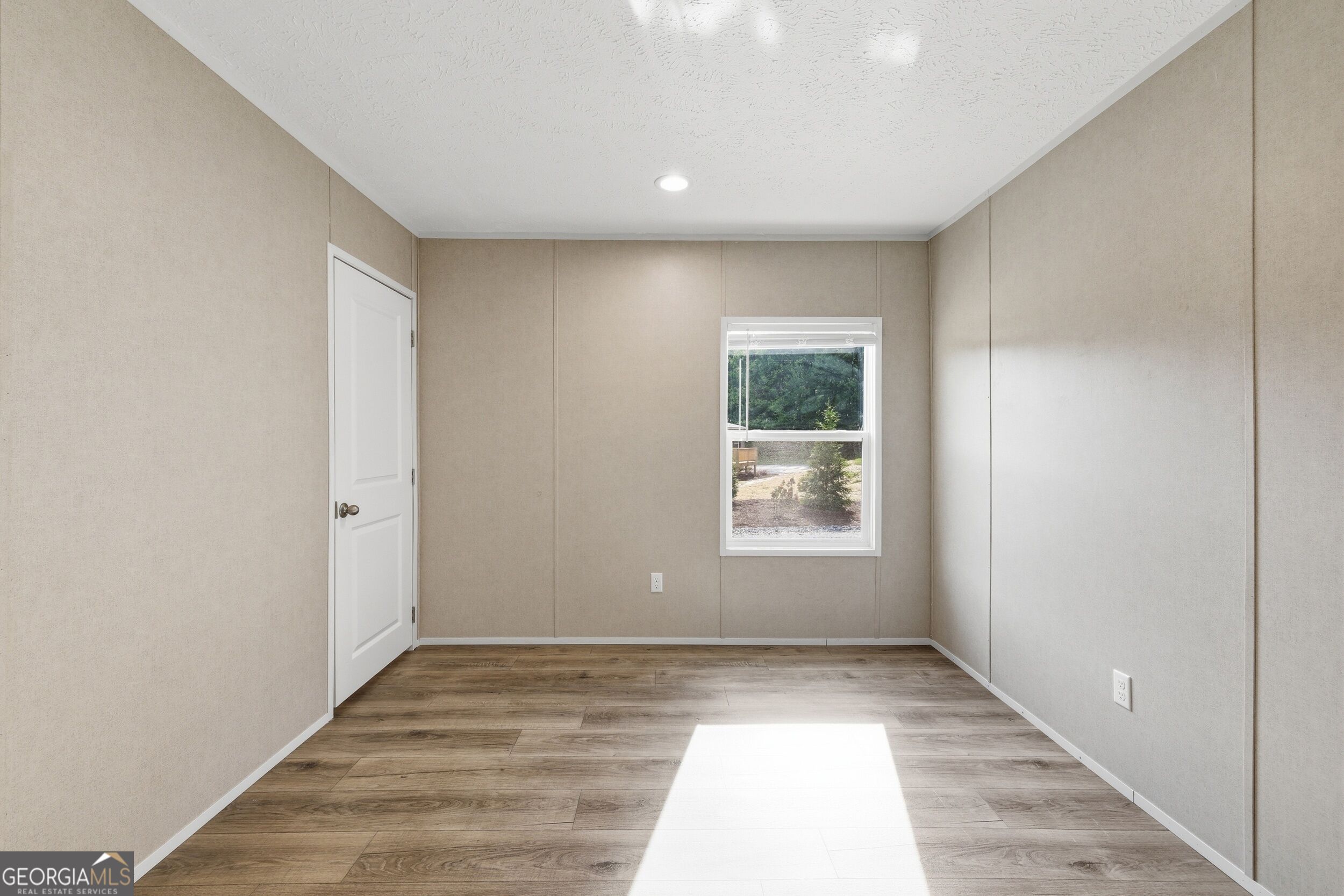 915 Smith Loop Road Property Photo 16