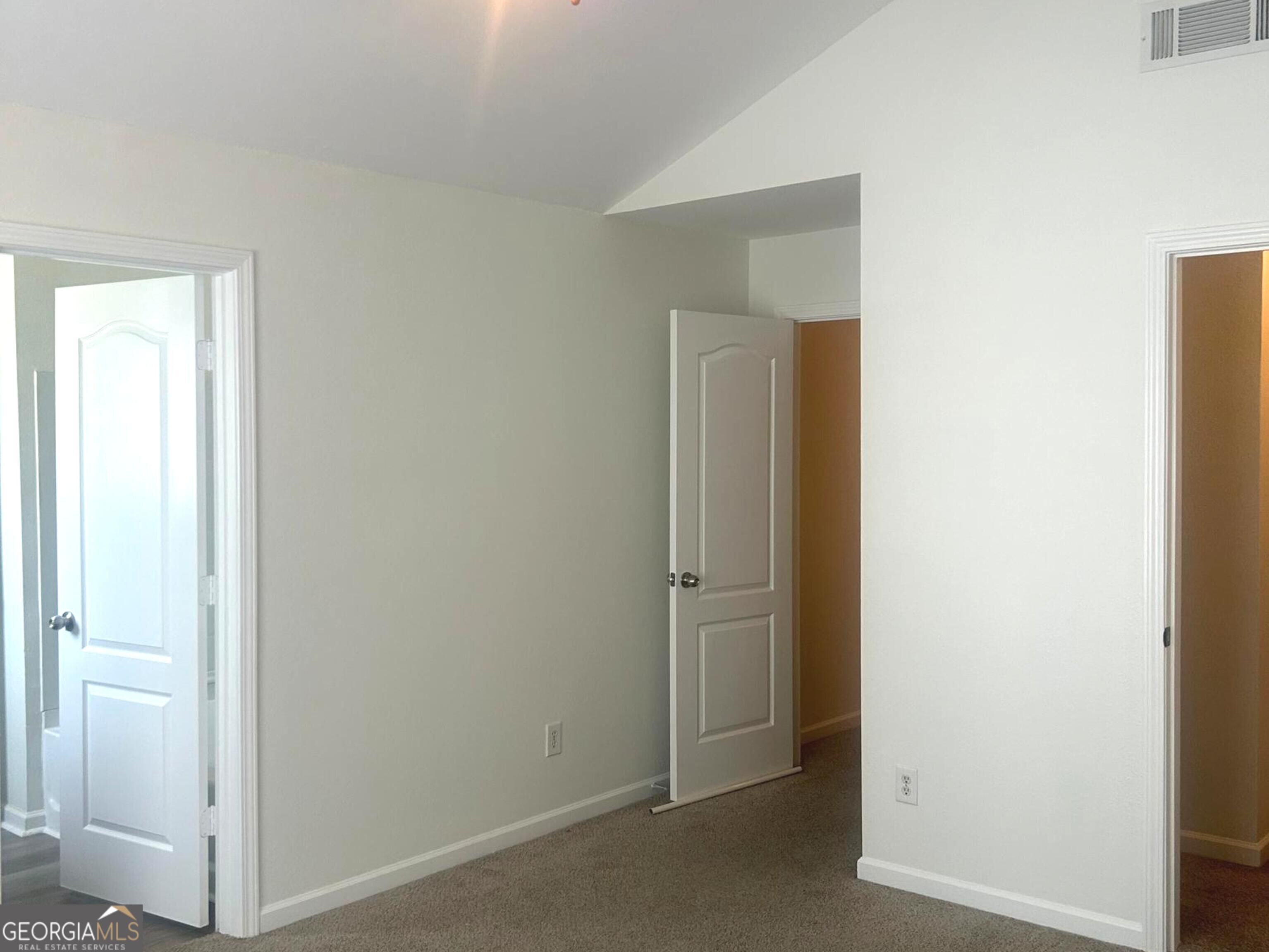 1253 Chinon Point Property Photo 7