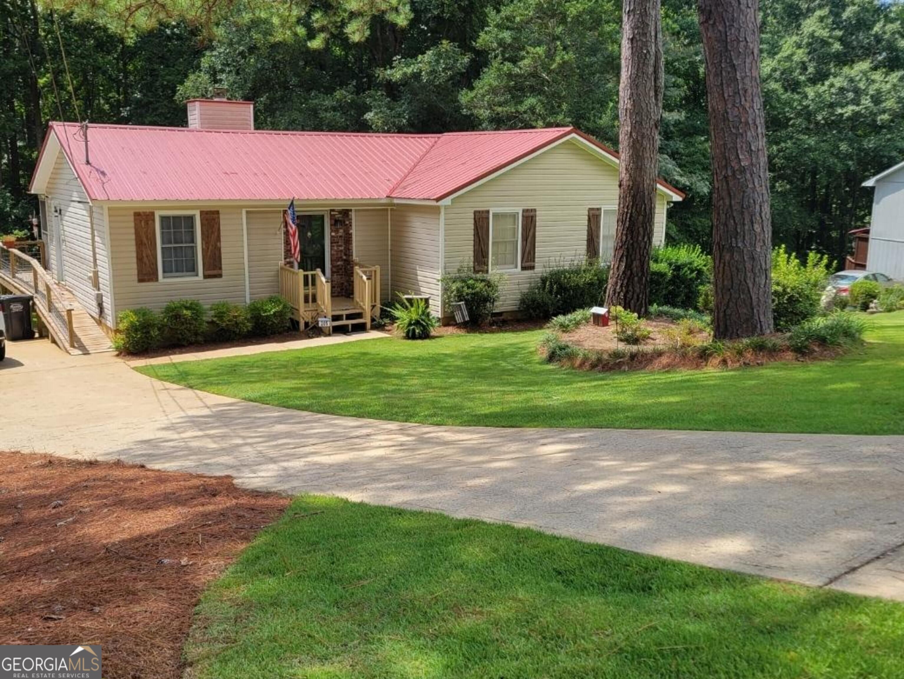 205 Pinehaven Drive
