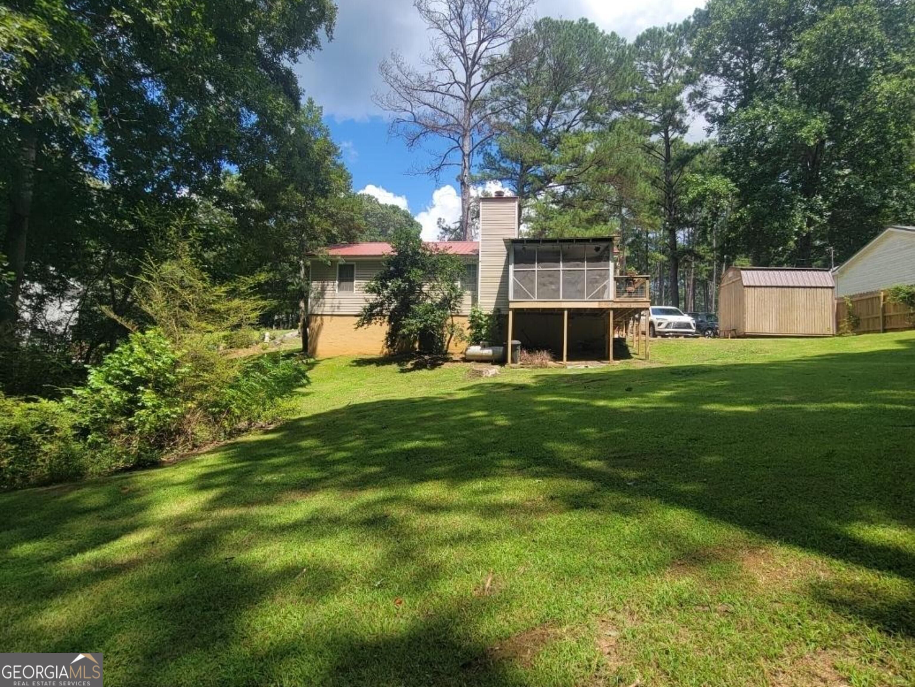 205 Pinehaven Drive Property Photo 17