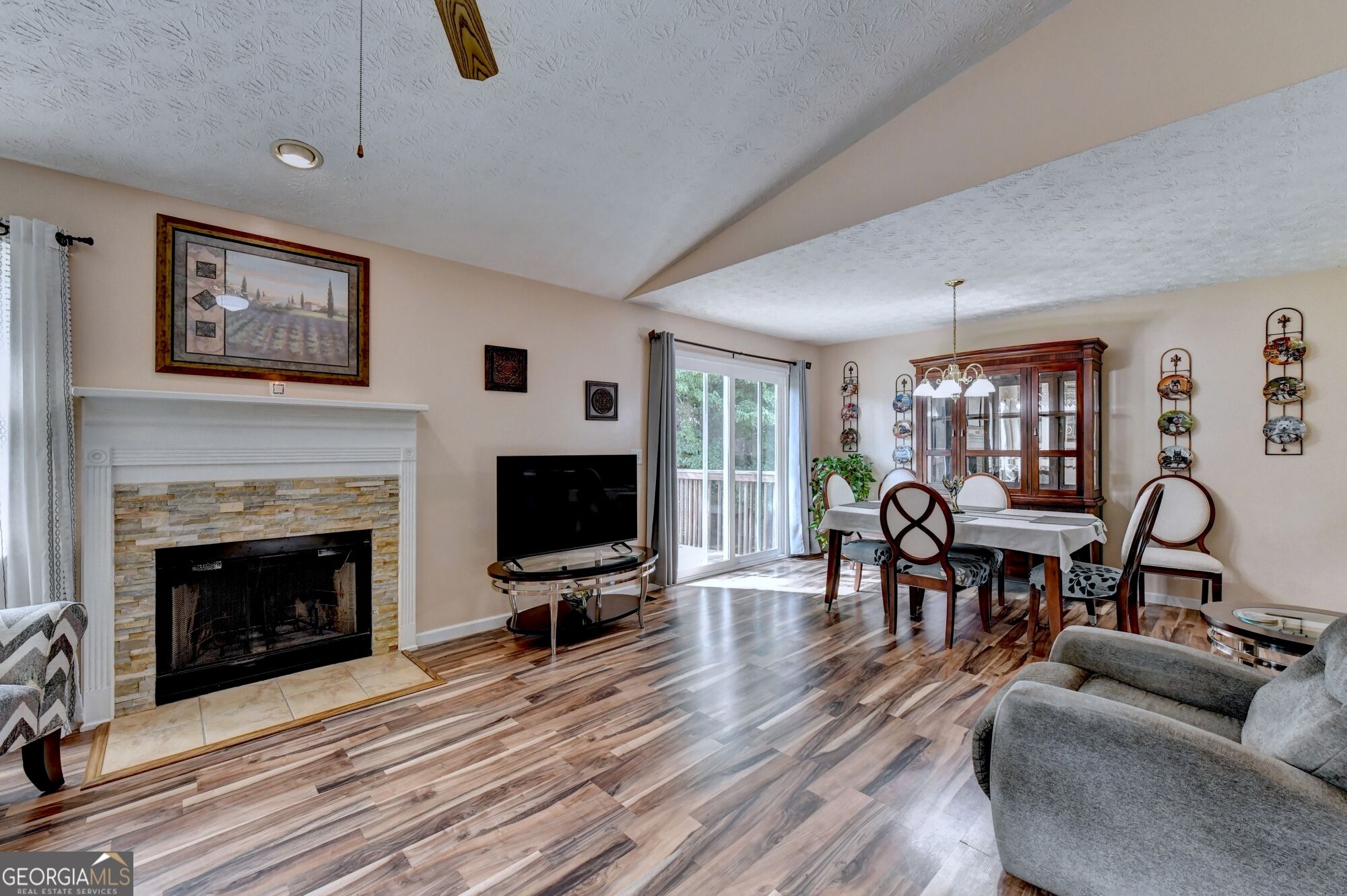 7224 Ironwood Drive Property Photo 6