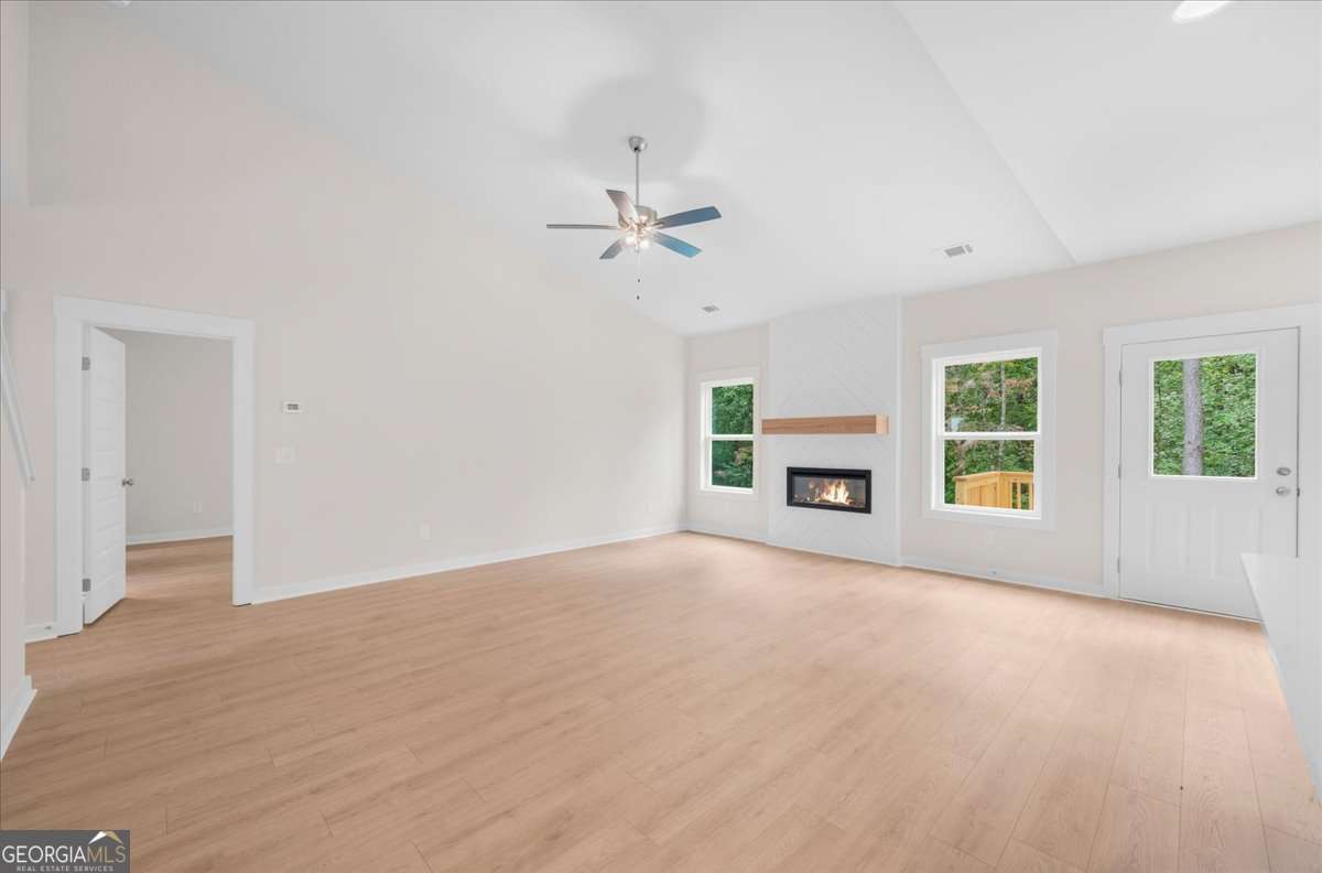 370 West Woods Drive Property Photo 9