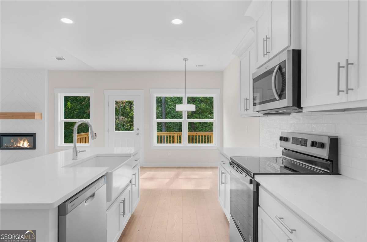 370 West Woods Drive Property Photo 17