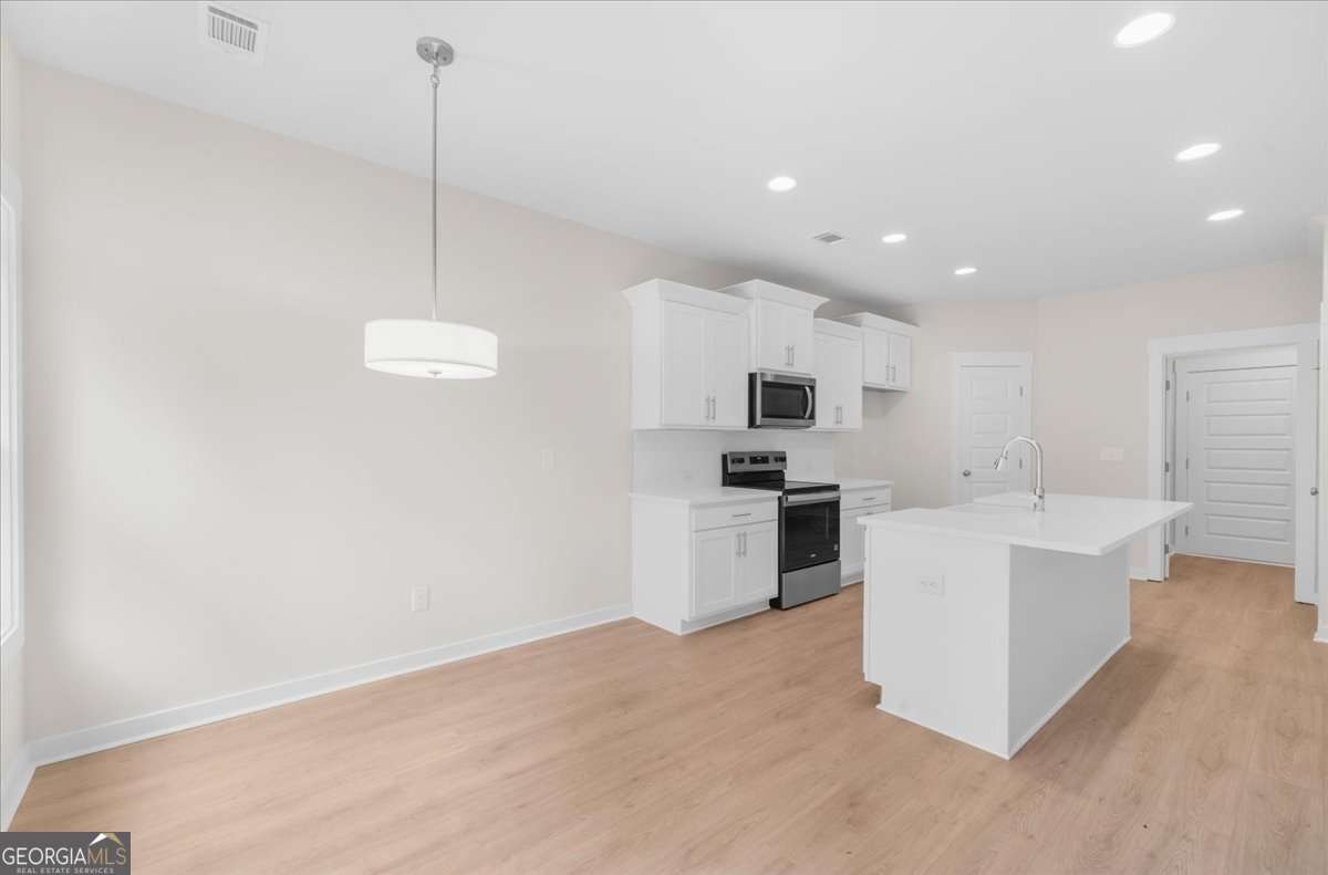 370 West Woods Drive Property Photo 22