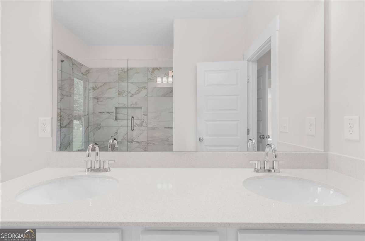 370 West Woods Drive Property Photo 33