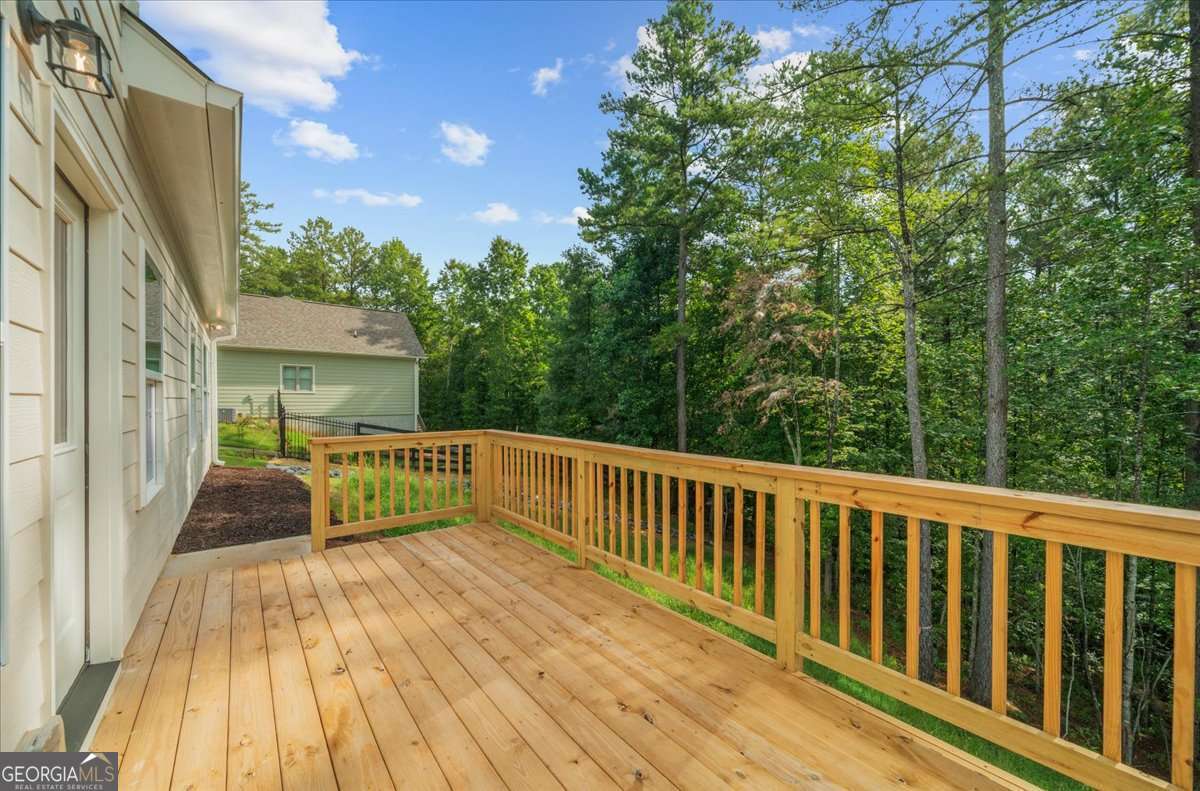 370 West Woods Drive Property Photo 39