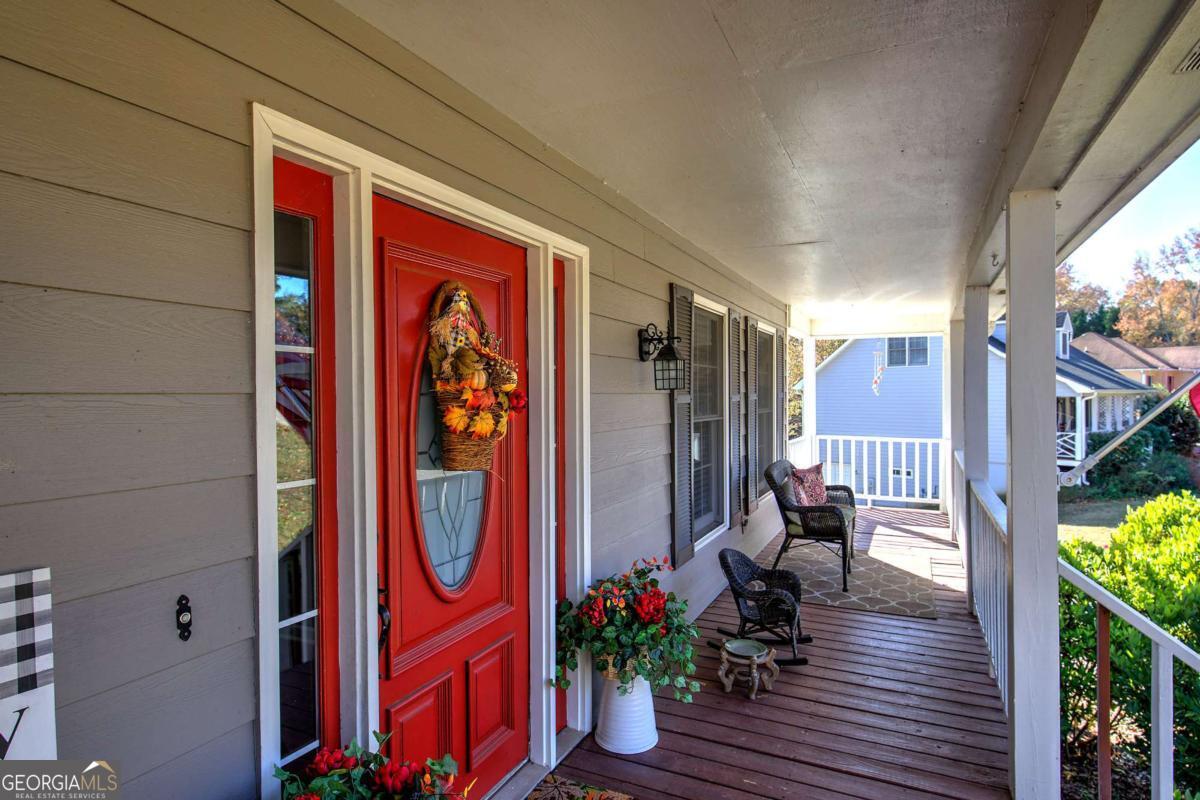 35 Miltons Walk Se Property Photo 9