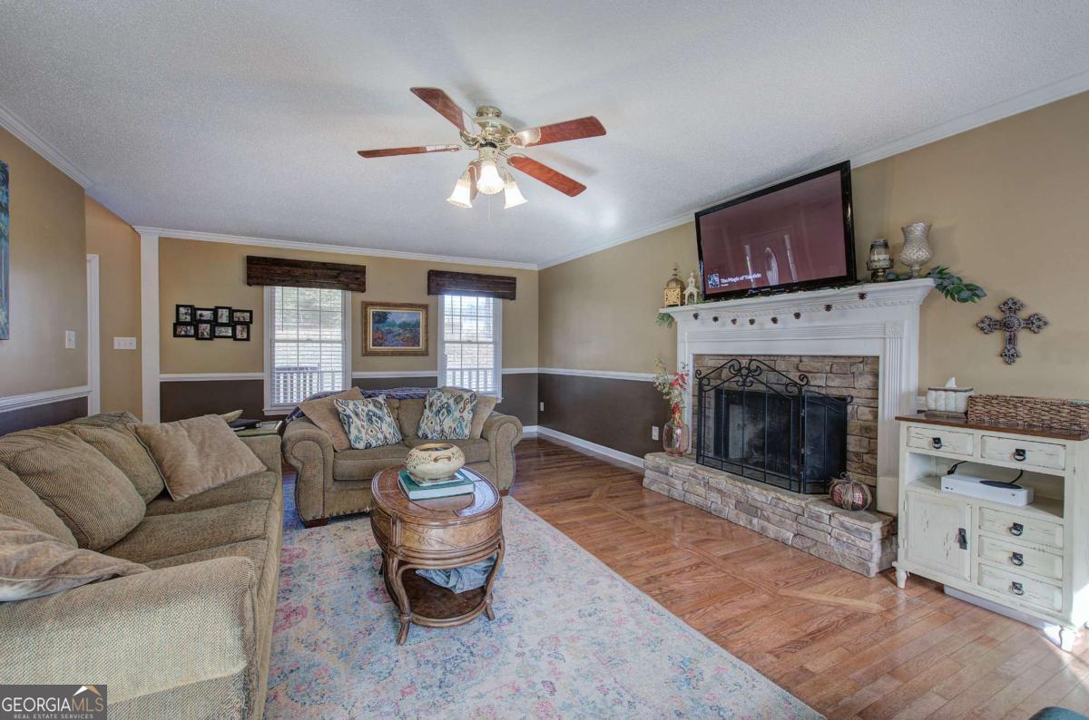 35 Miltons Walk Se Property Photo 16