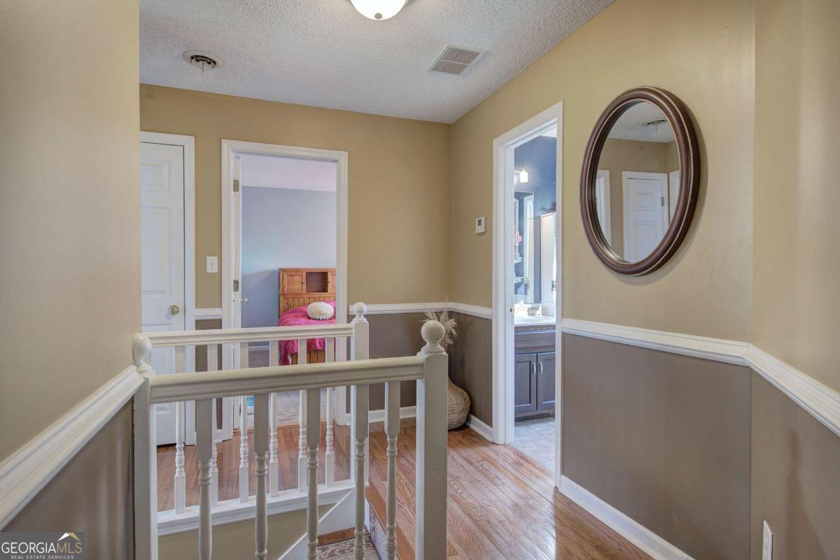35 Miltons Walk Se Property Photo 37