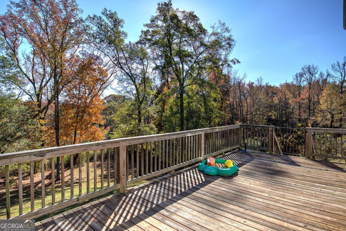 35 Miltons Walk Se Property Photo 48