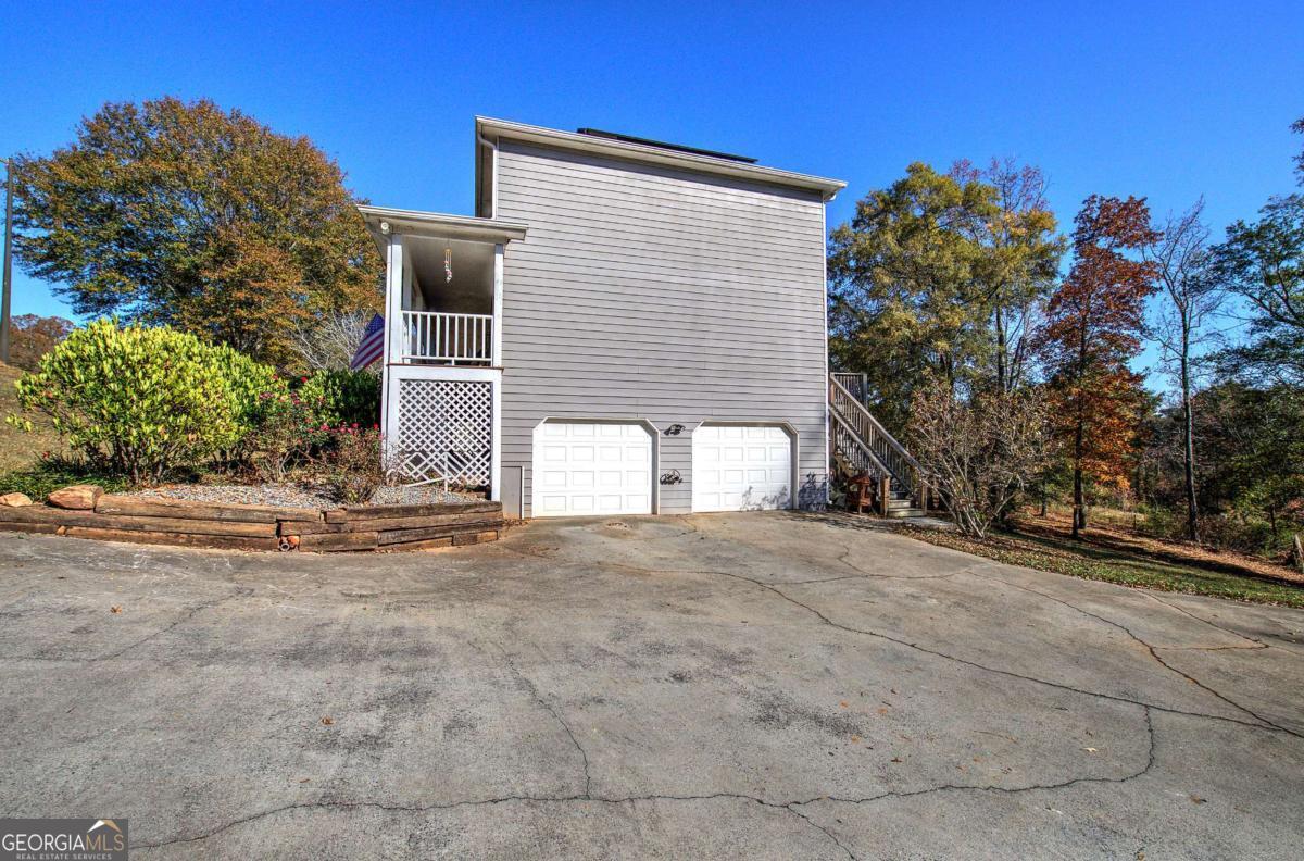 35 Miltons Walk Se Property Photo 56