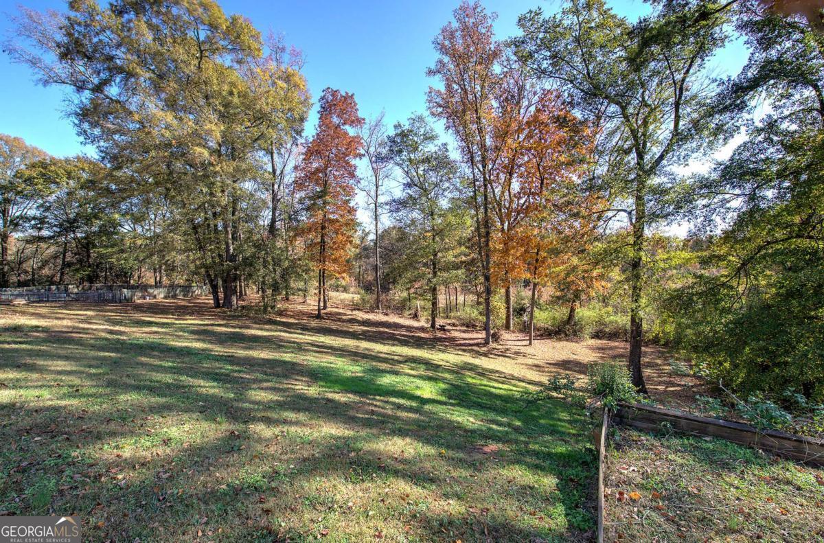 35 Miltons Walk Se Property Photo 57