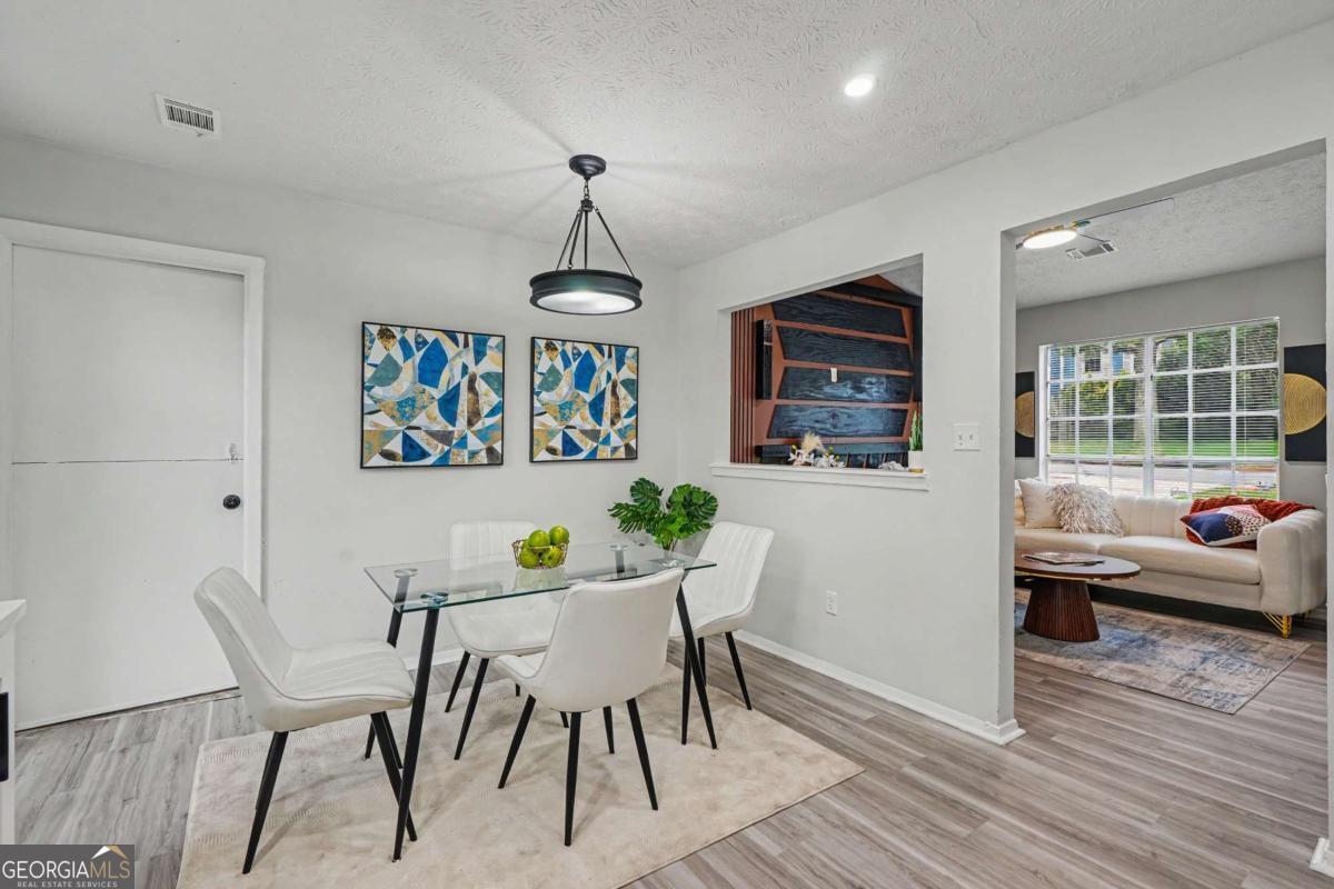 4584 Garden Hills Drive Property Photo 7