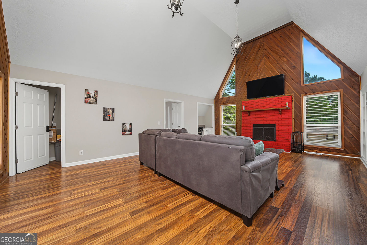 3202 Beaver Drive Property Photo 9