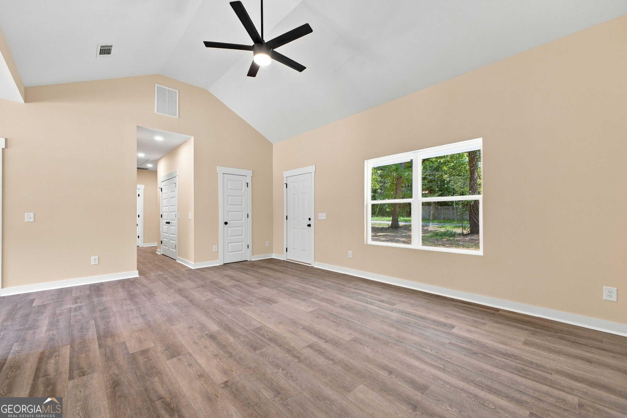 45 Albert Avenue Nw Property Photo 8