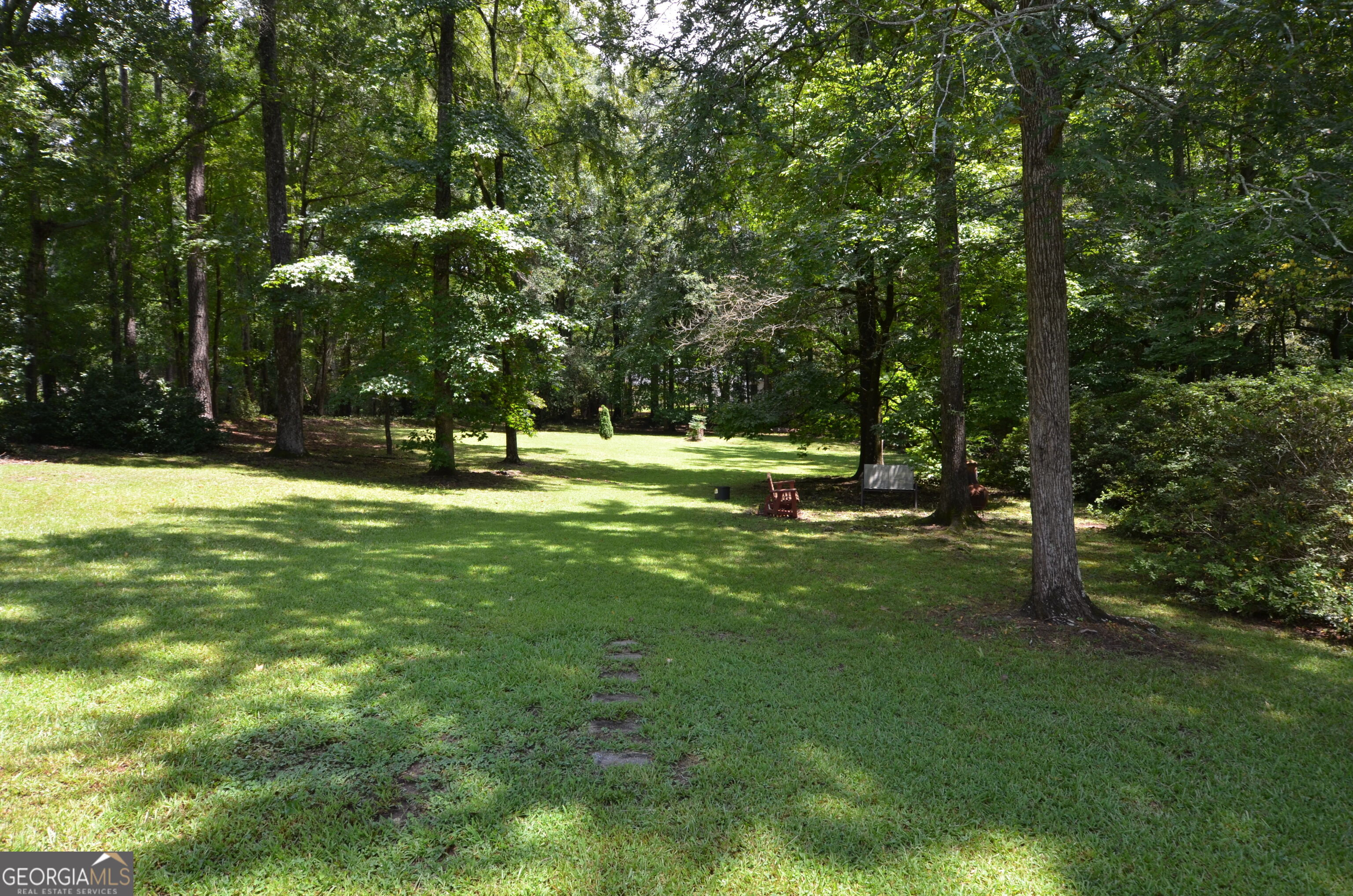 202 Sivell Road Property Photo 5