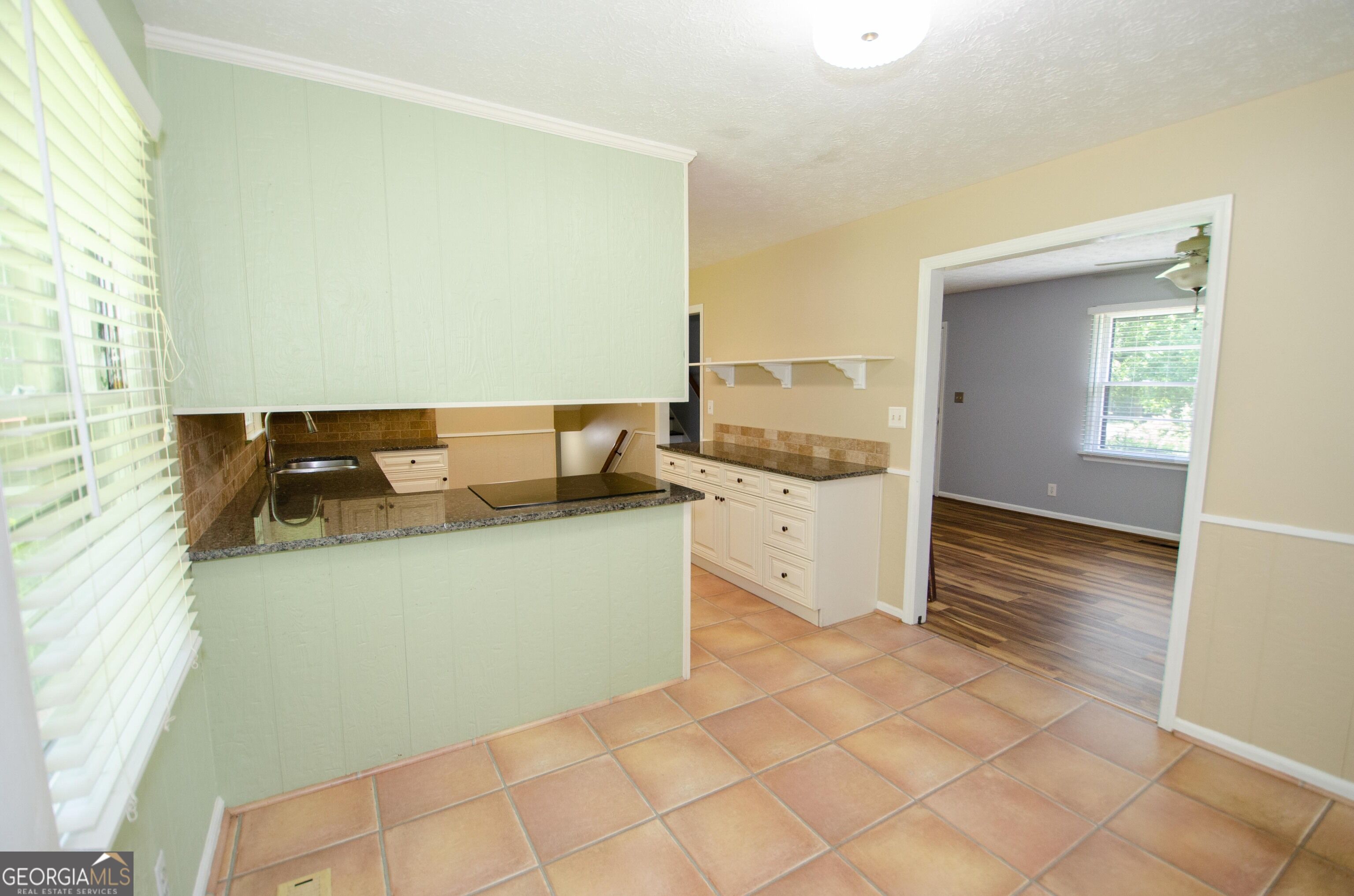 202 Sivell Road Property Photo 10