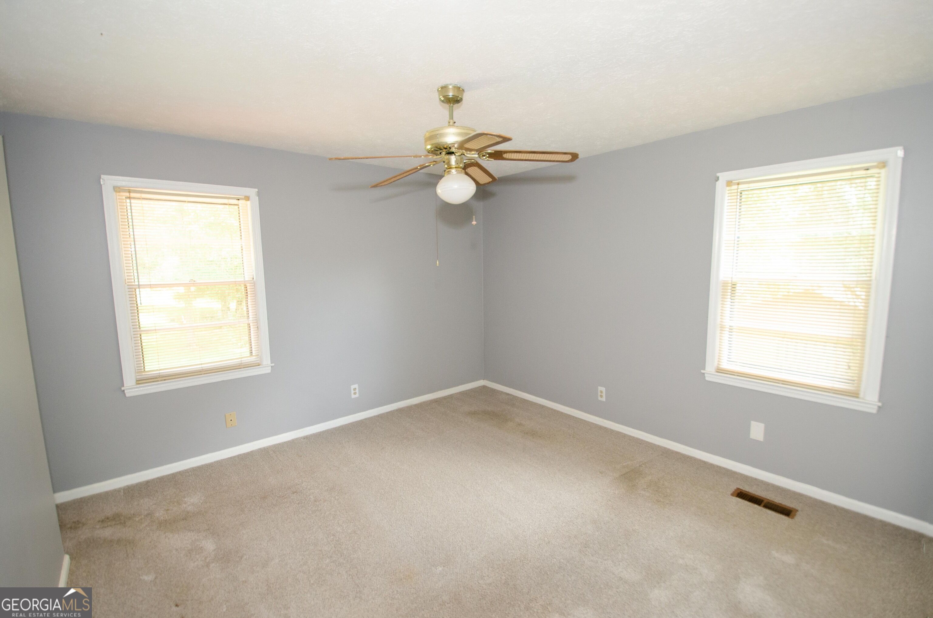 202 Sivell Road Property Photo 17