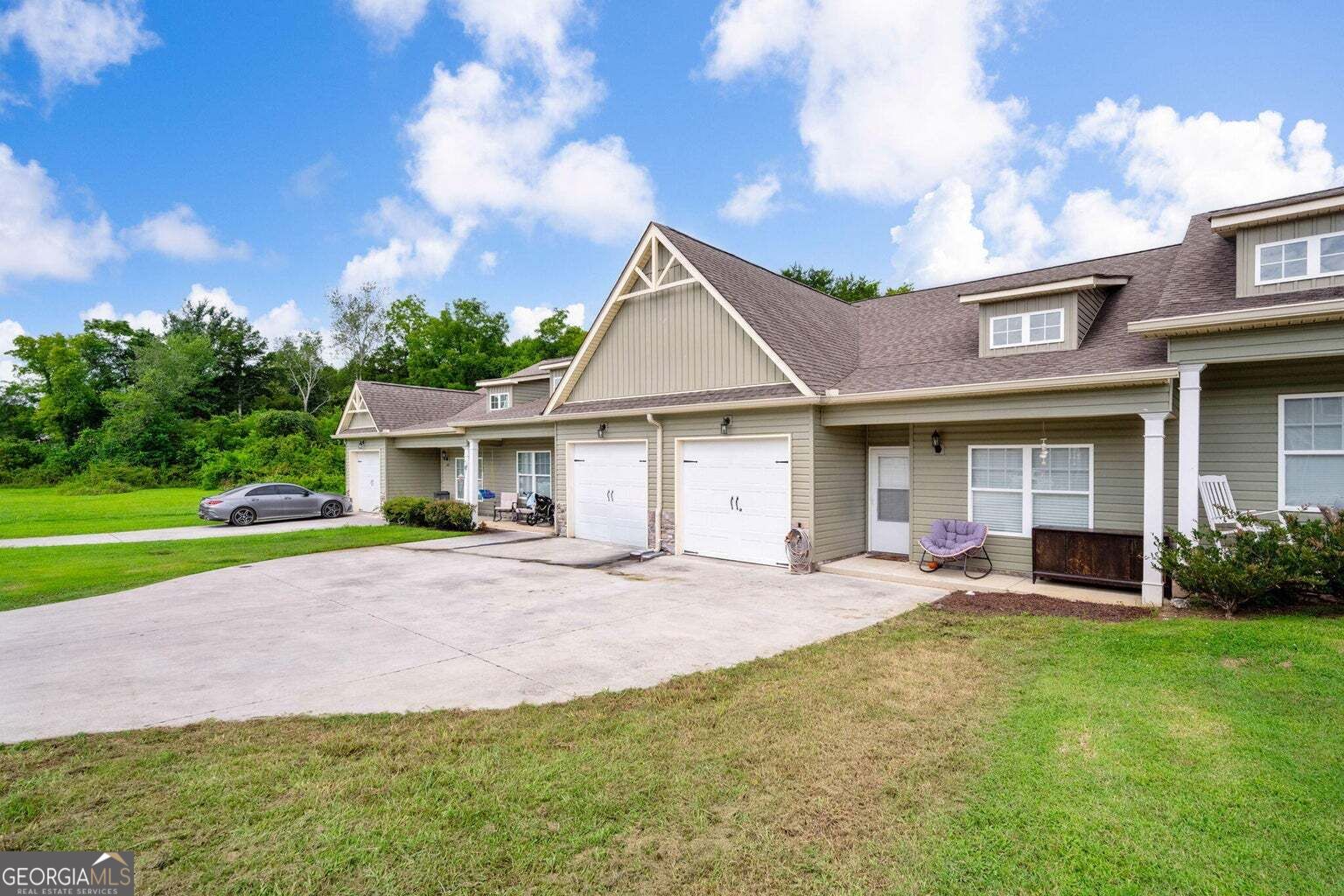 220 Norman Creek Road Property Photo 3