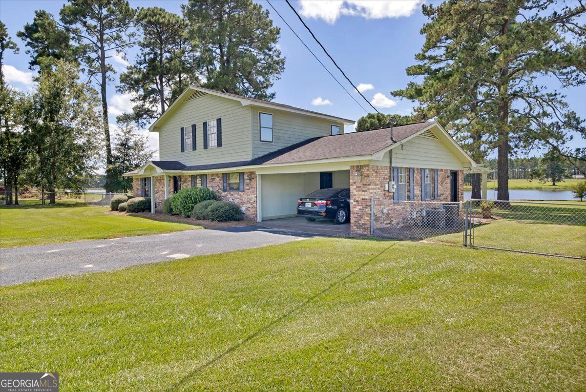 443 Lakeshore Road Property Photo 13