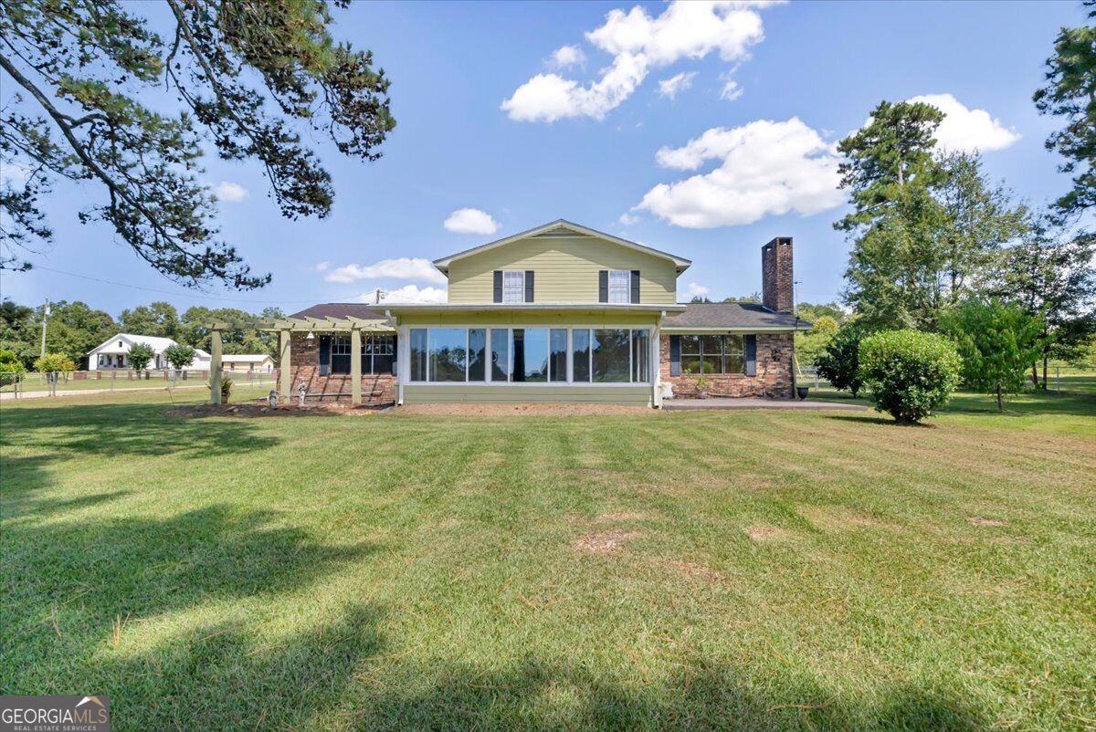 443 Lakeshore Road Property Photo 16