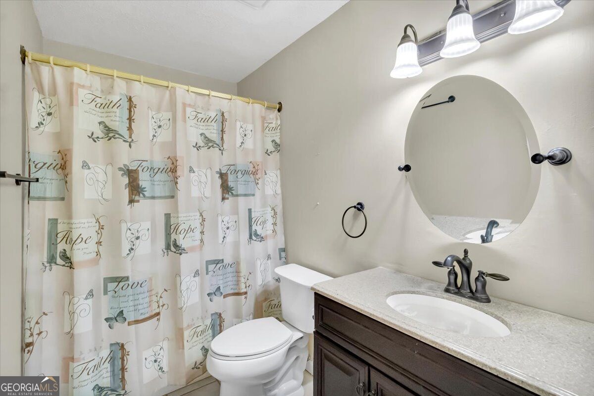 443 Lakeshore Road Property Photo 26
