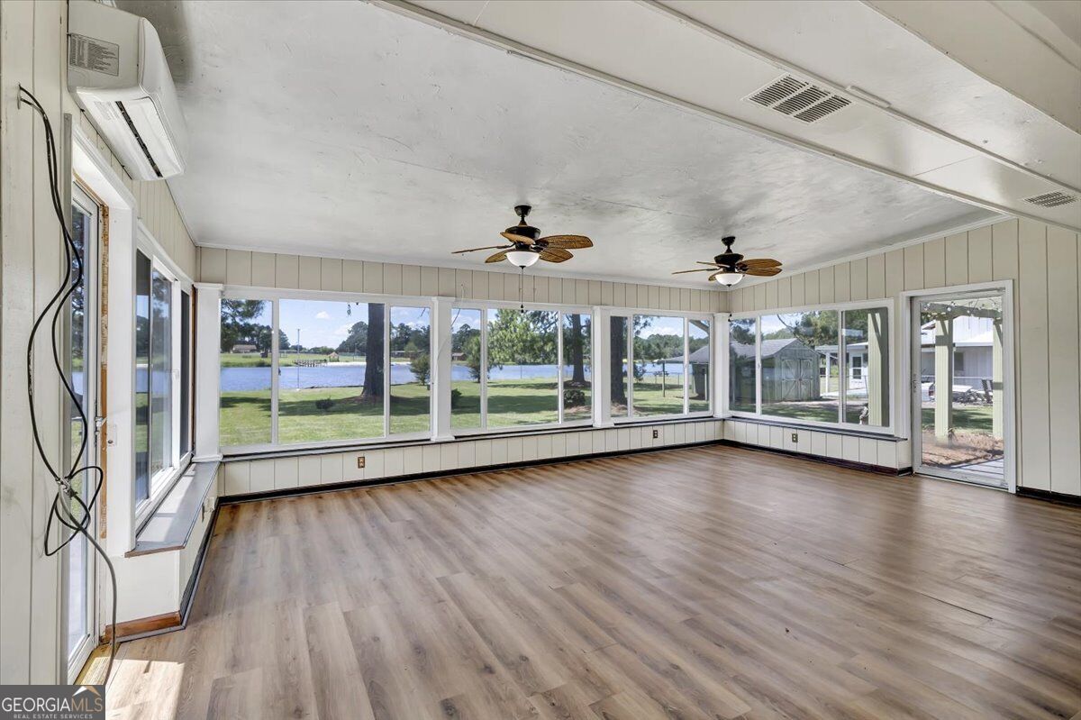 443 Lakeshore Road Property Photo 35