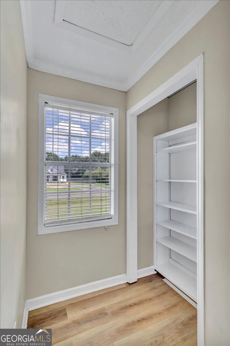 443 Lakeshore Road Property Photo 42