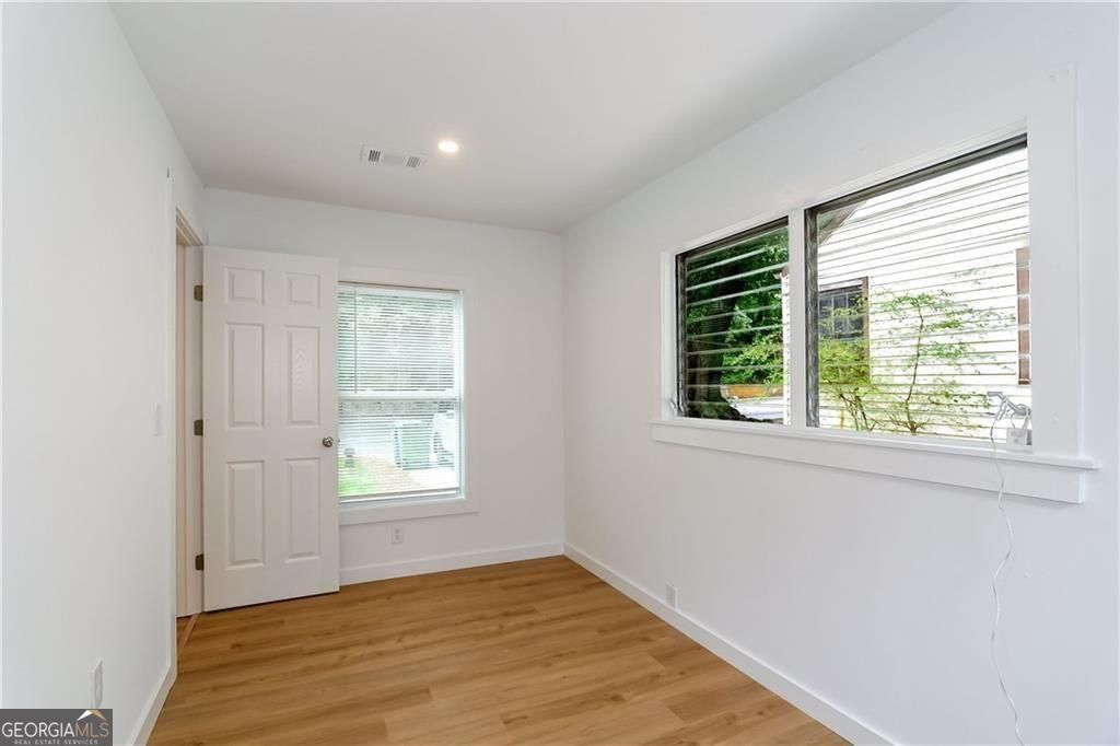 2130 Donald Lee Hollowell Parkway Nw Property Photo 16