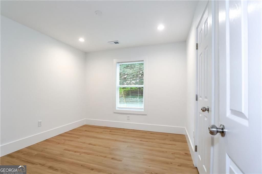 2130 Donald Lee Hollowell Parkway Nw Property Photo 17