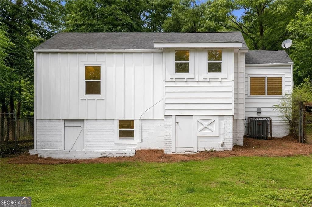 2130 Donald Lee Hollowell Parkway Nw Property Photo 19