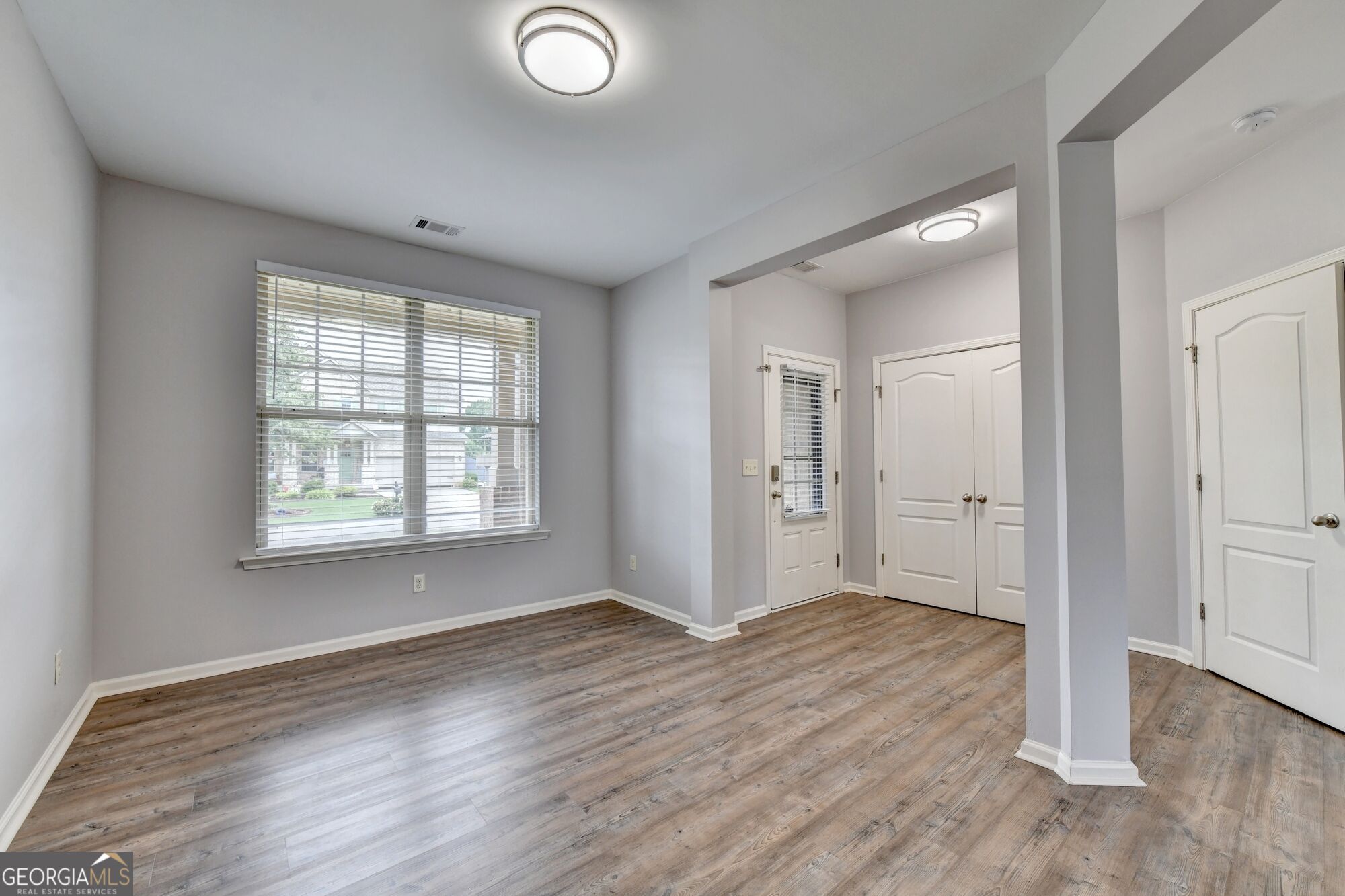 515 Creekshire Circle Property Photo 7