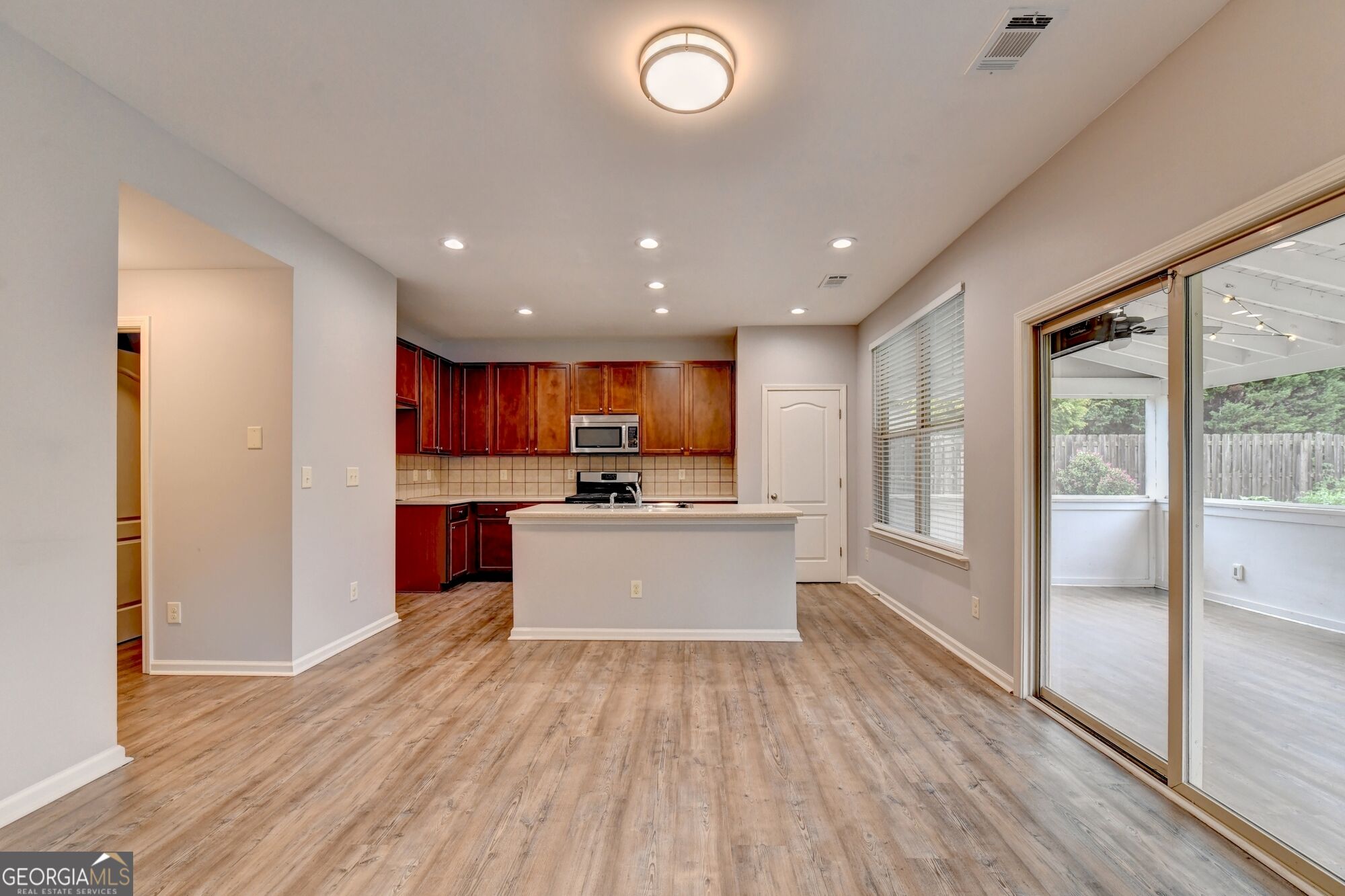 515 Creekshire Circle Property Photo 12