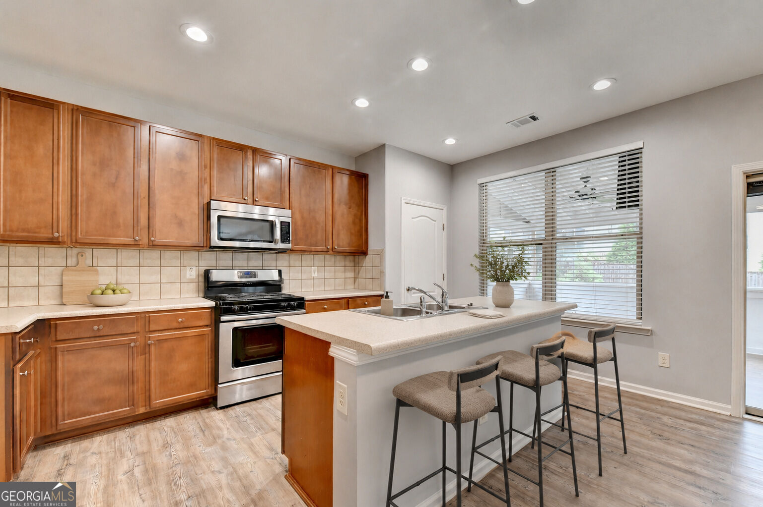515 Creekshire Circle Property Photo 13