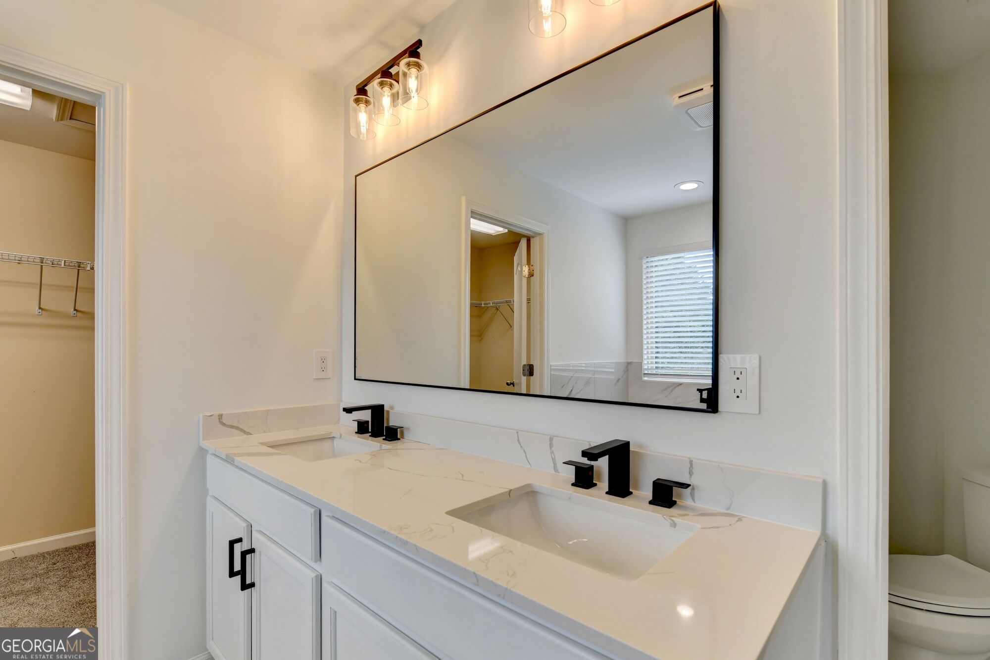 515 Creekshire Circle Property Photo 28